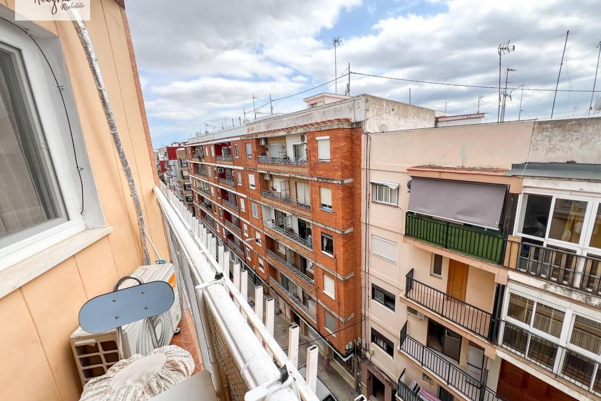 Resale - Apartment  - Manises - El Mercado