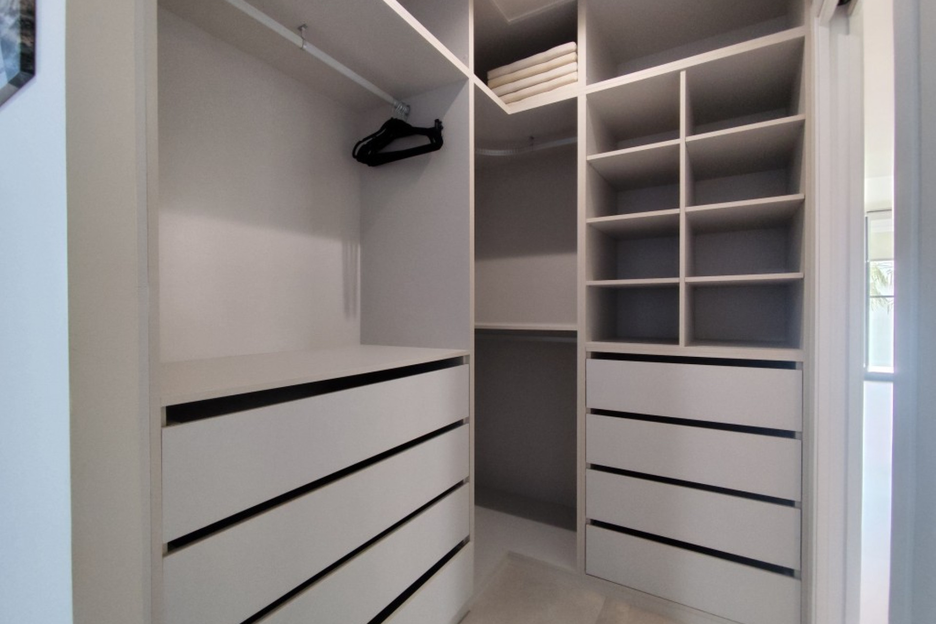 Resale - Apartment  - Mar de Cristal