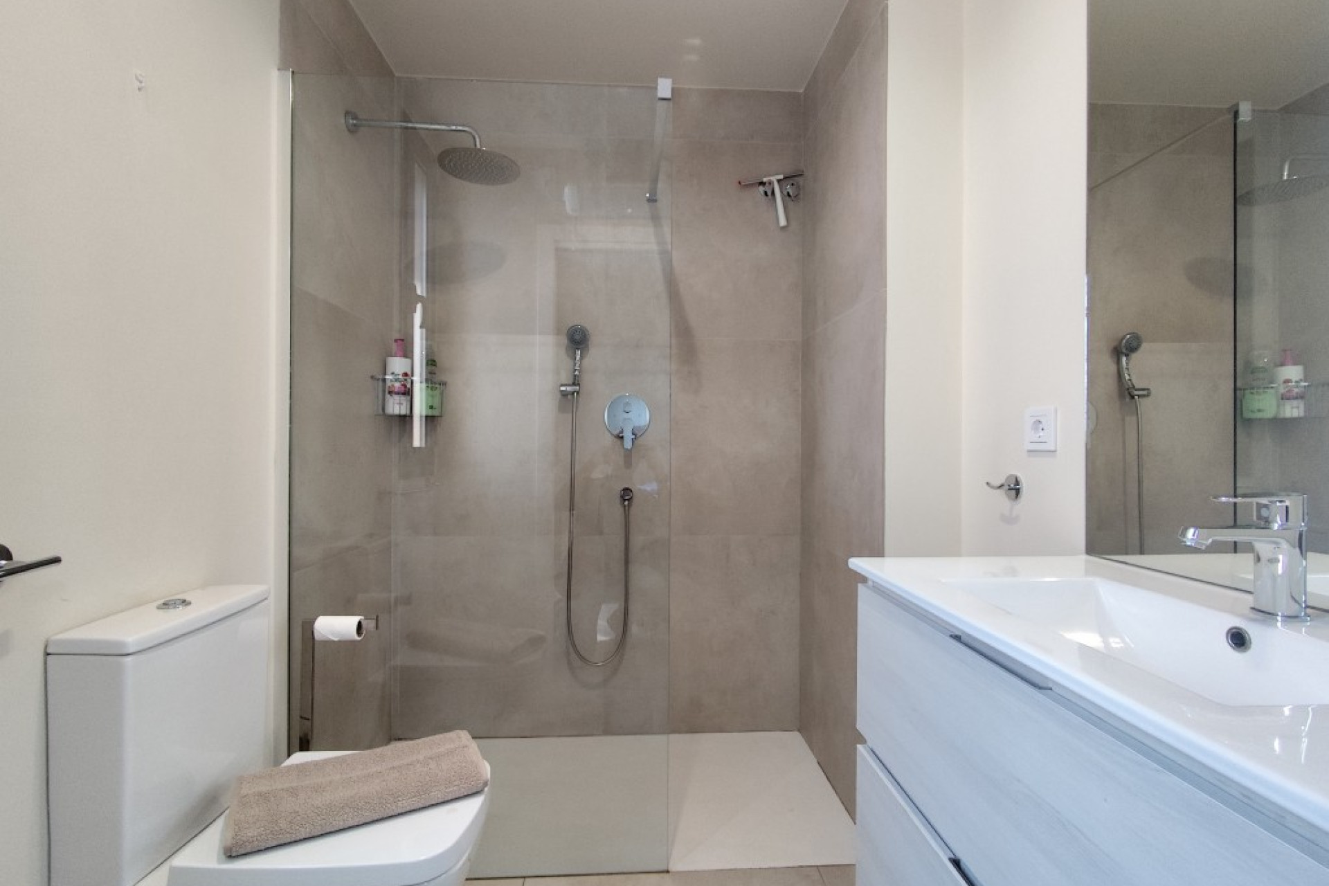 Resale - Apartment  - Mar de Cristal