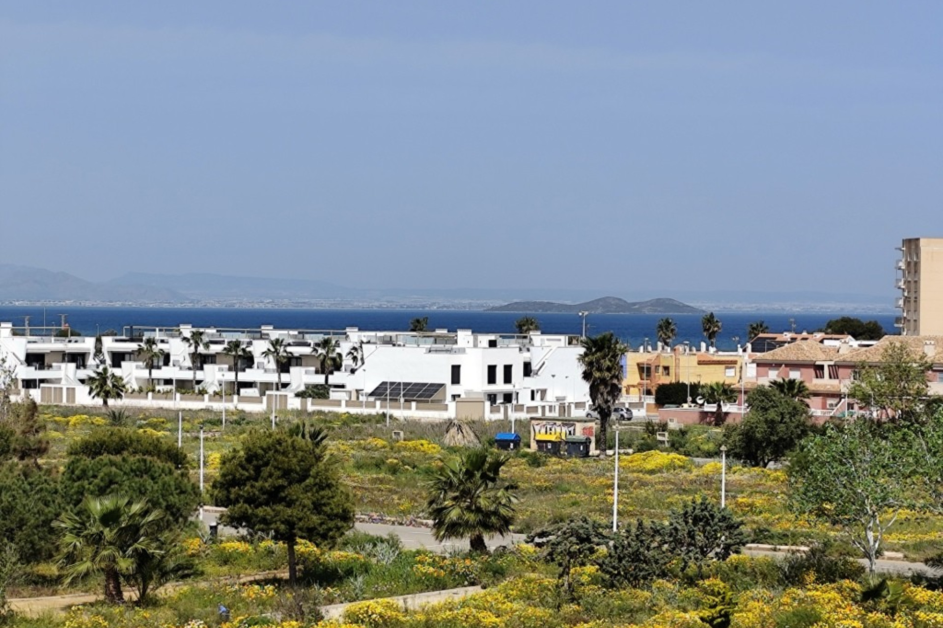 Resale - Apartment  - Mar de Cristal