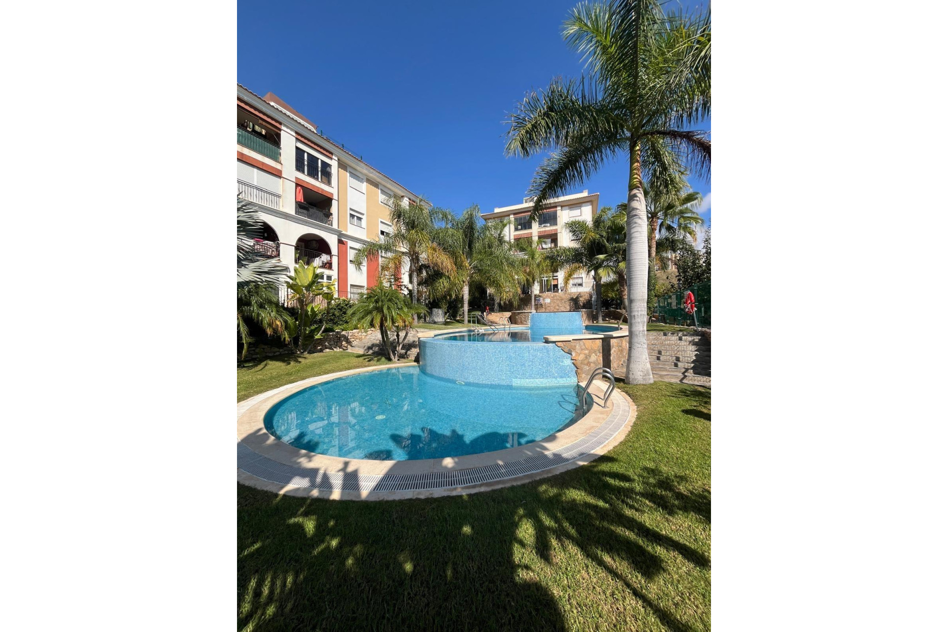 Resale - Apartment  - Mutxamel - Bonalba-Cotoveta