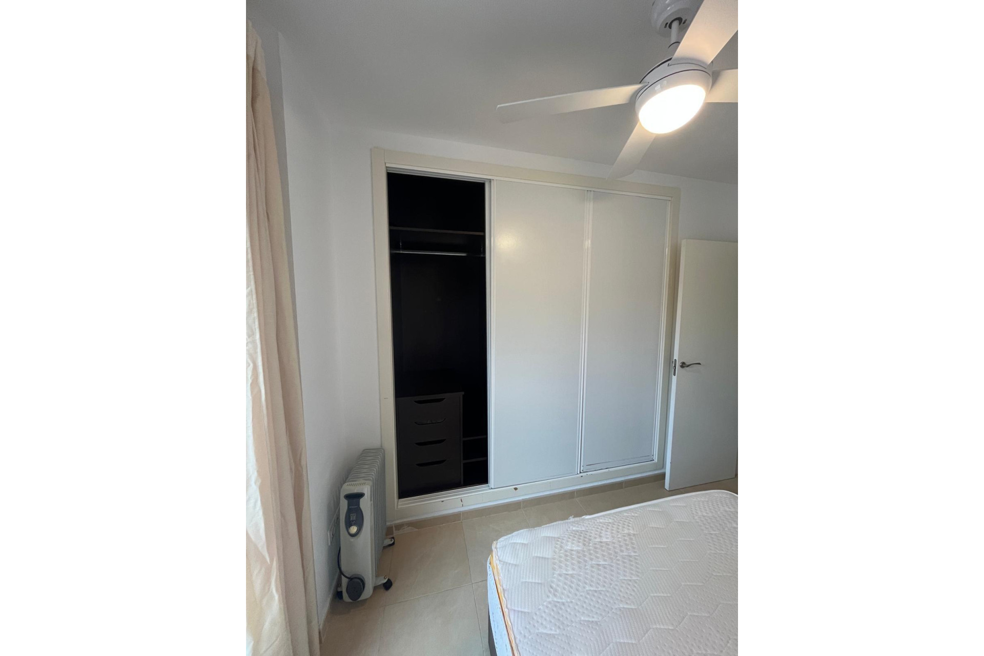 Resale - Apartment  - Mutxamel - Bonalba-Cotoveta