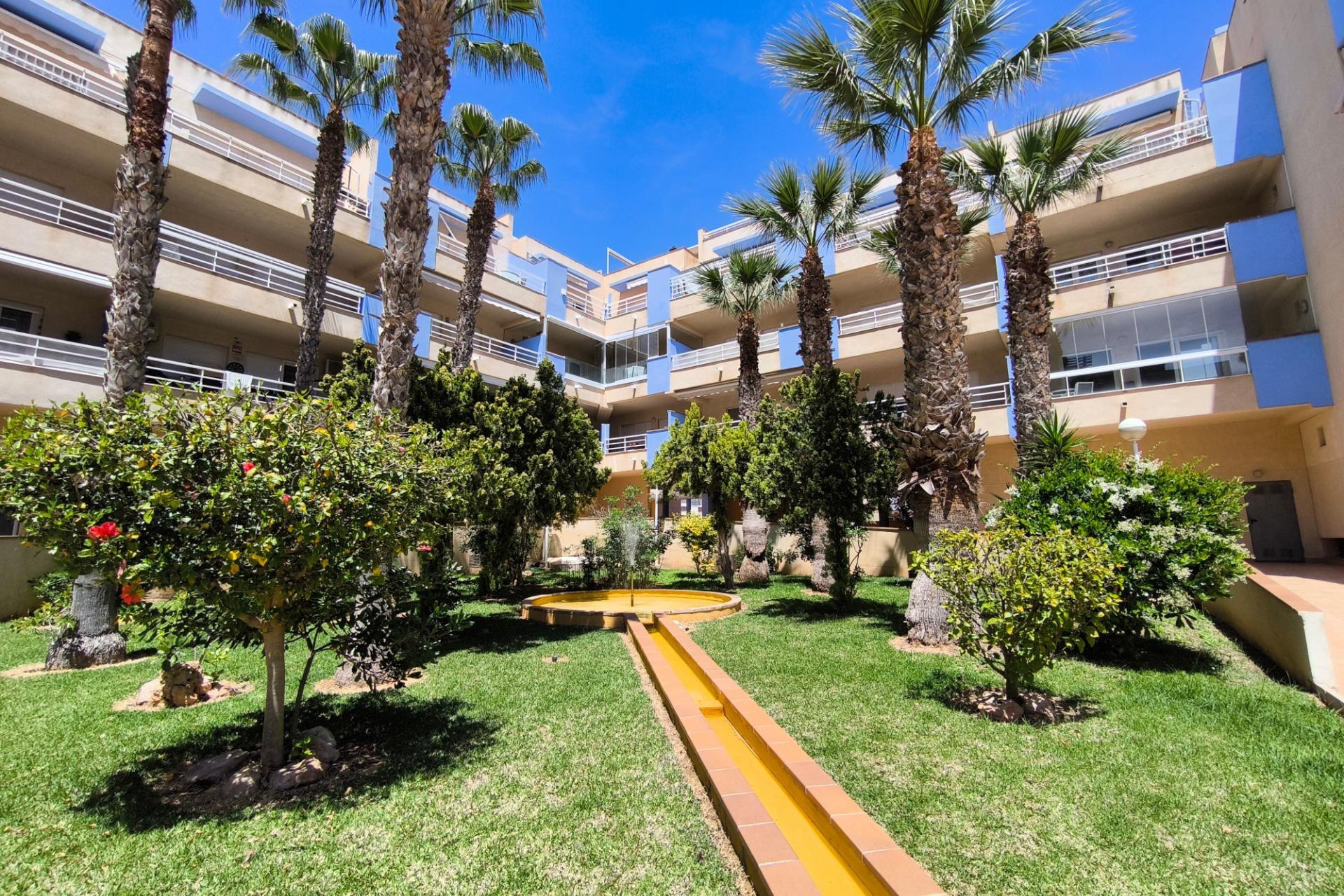 Resale - Apartment  - Orihuela Costa - Agua Marina