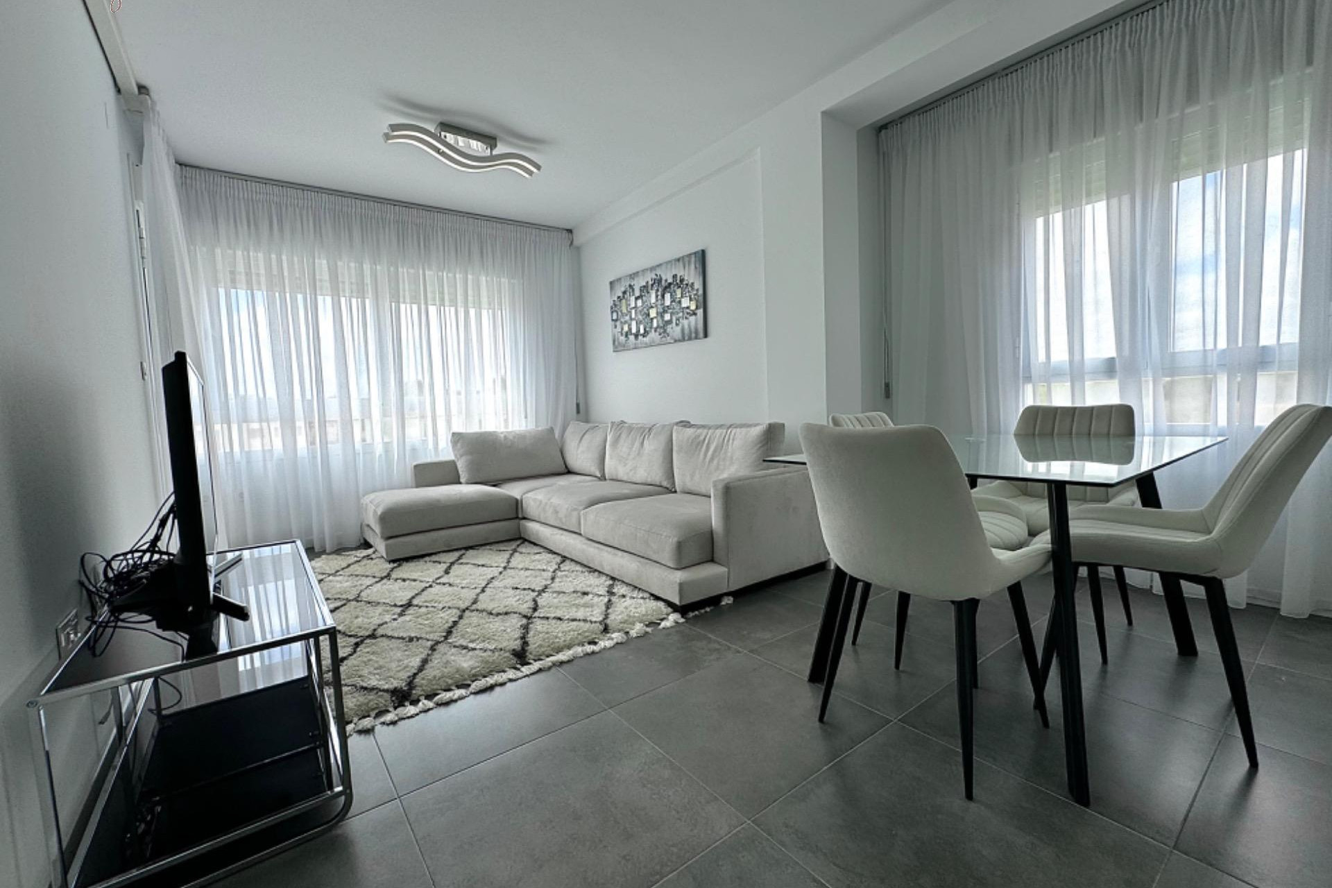 Resale - Apartment  - Orihuela Costa - Altos de Campoamor