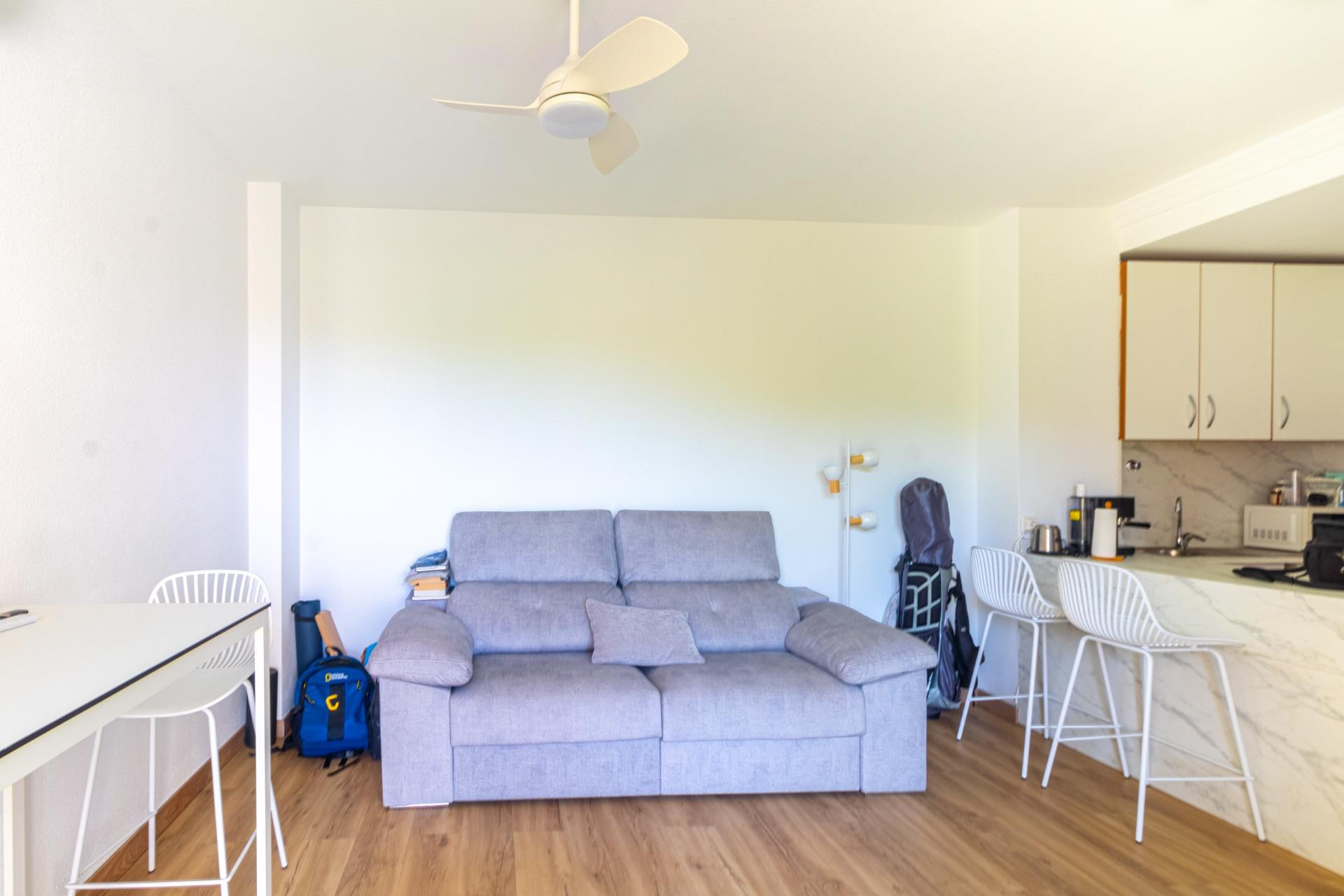 Resale - Apartment  - Orihuela Costa - Campoamor