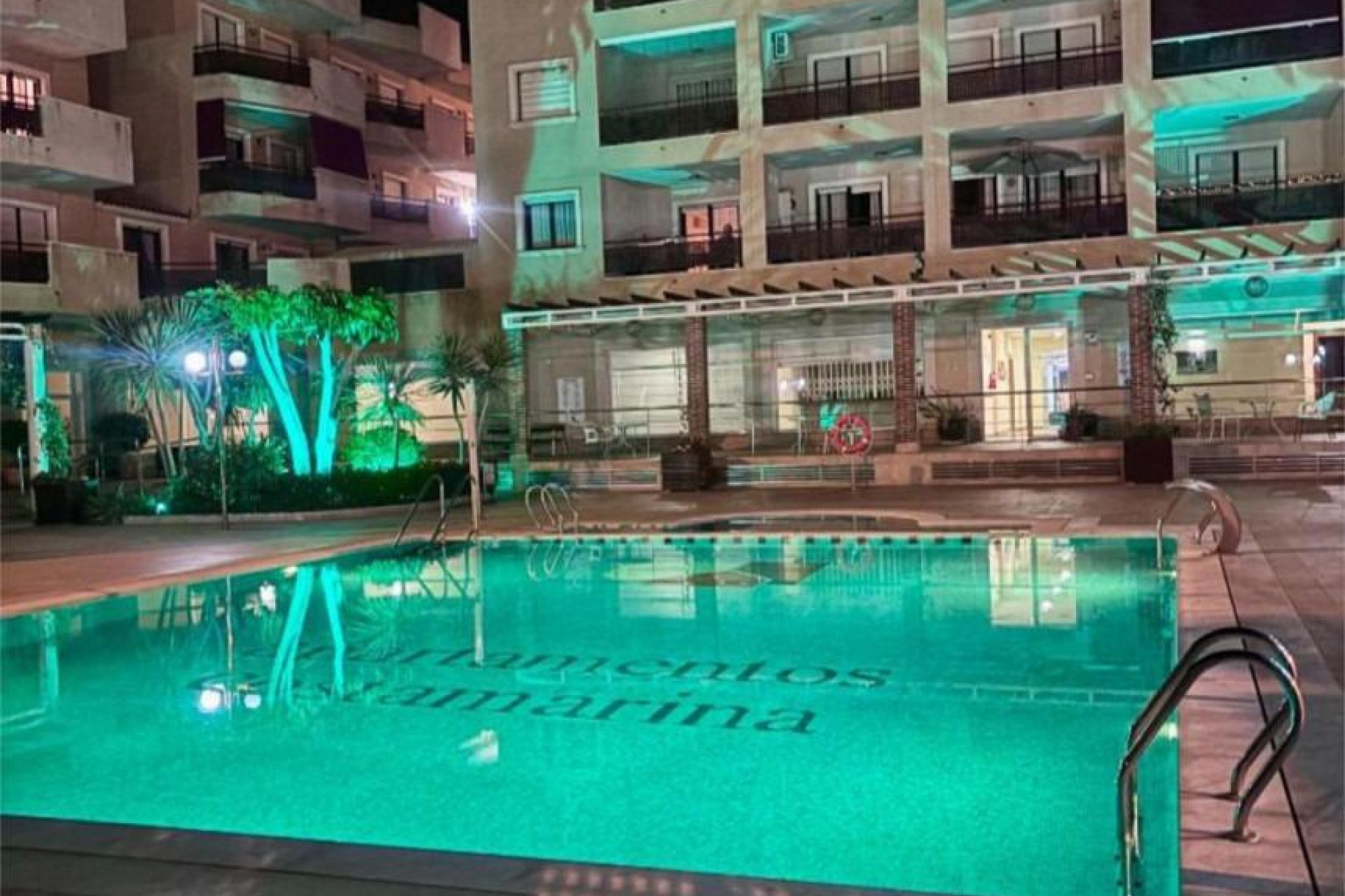 Resale - Apartment  - Orihuela Costa - Campoamor