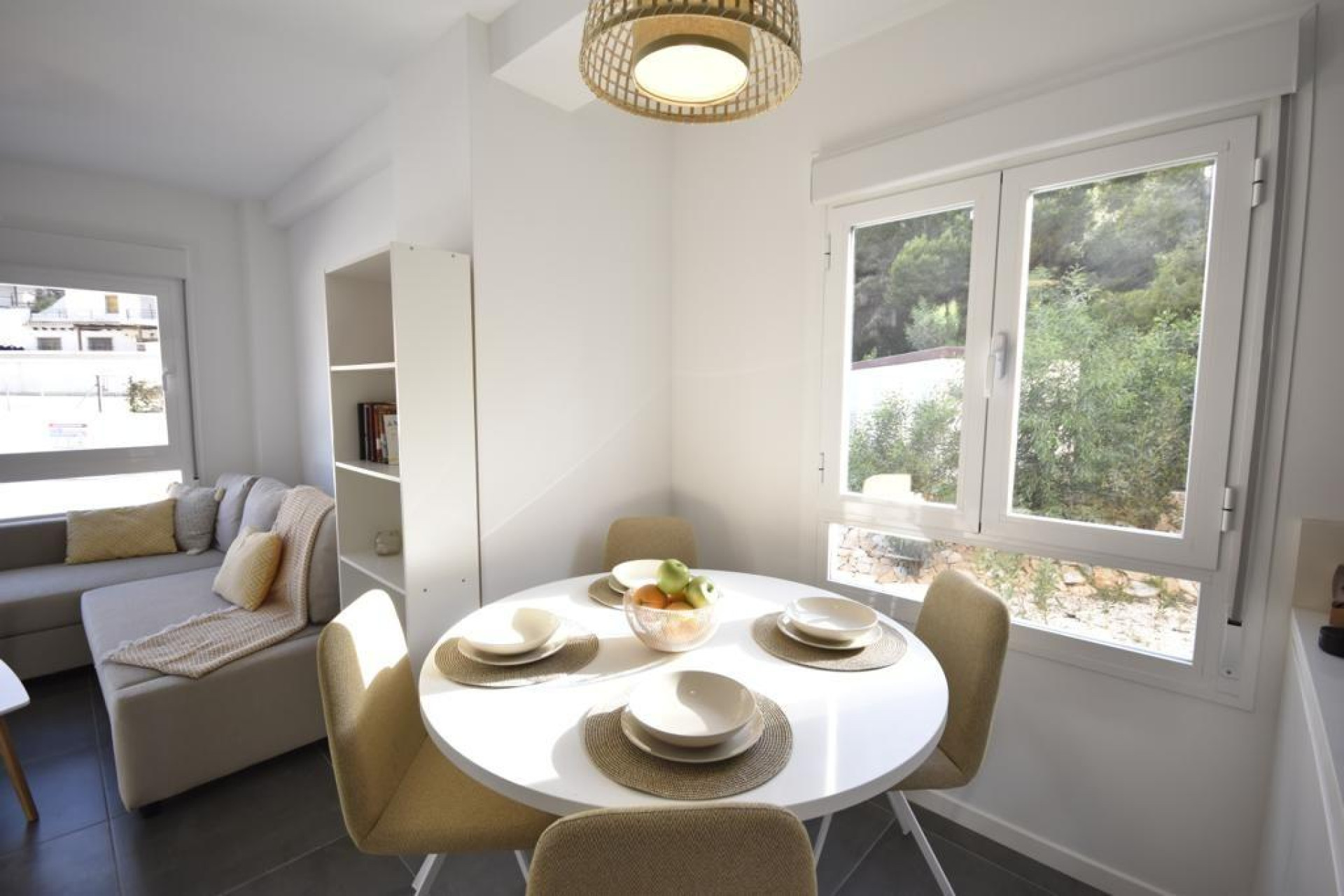 Resale - Apartment  - Orihuela Costa - Campoamor