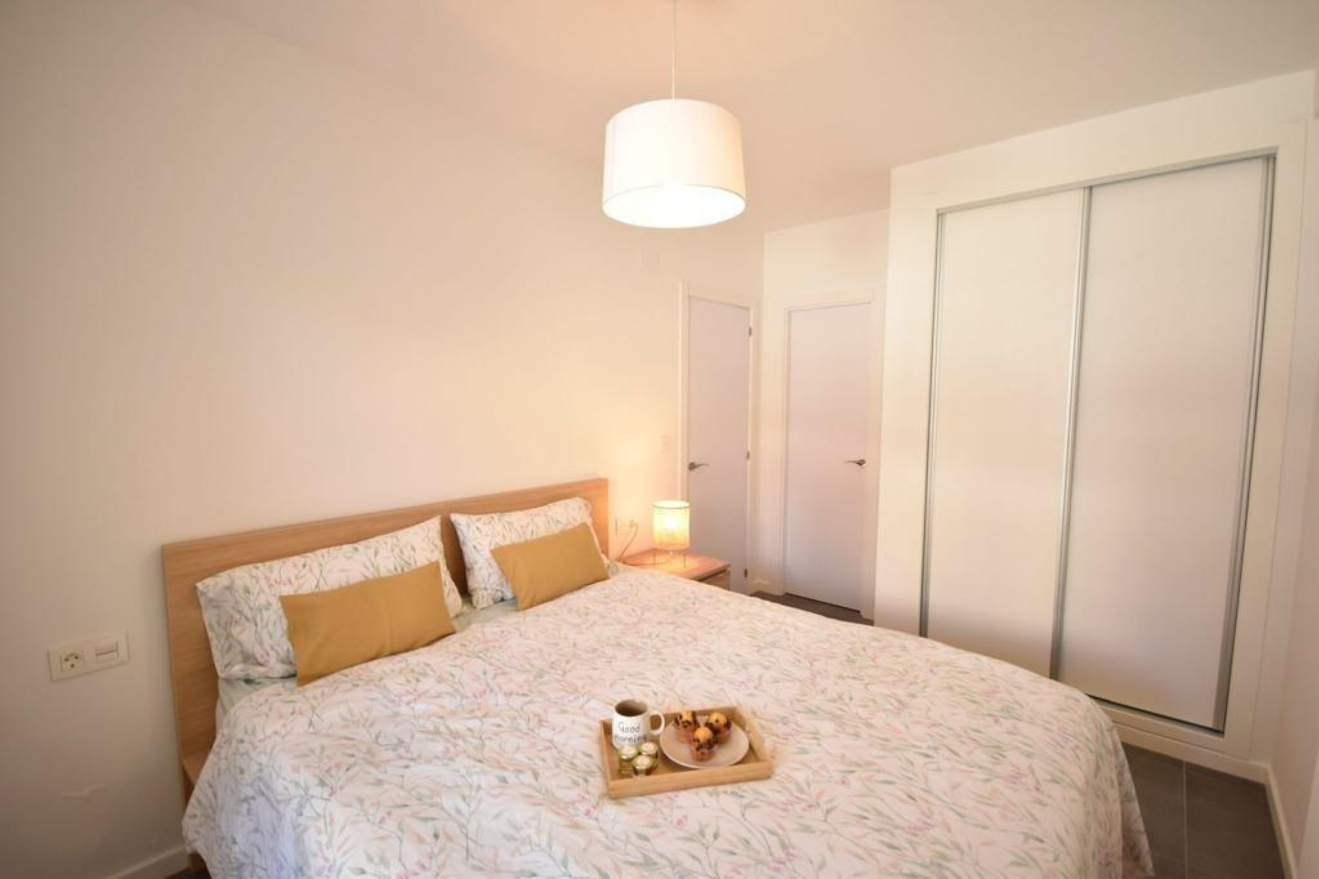 Resale - Apartment  - Orihuela Costa - Campoamor