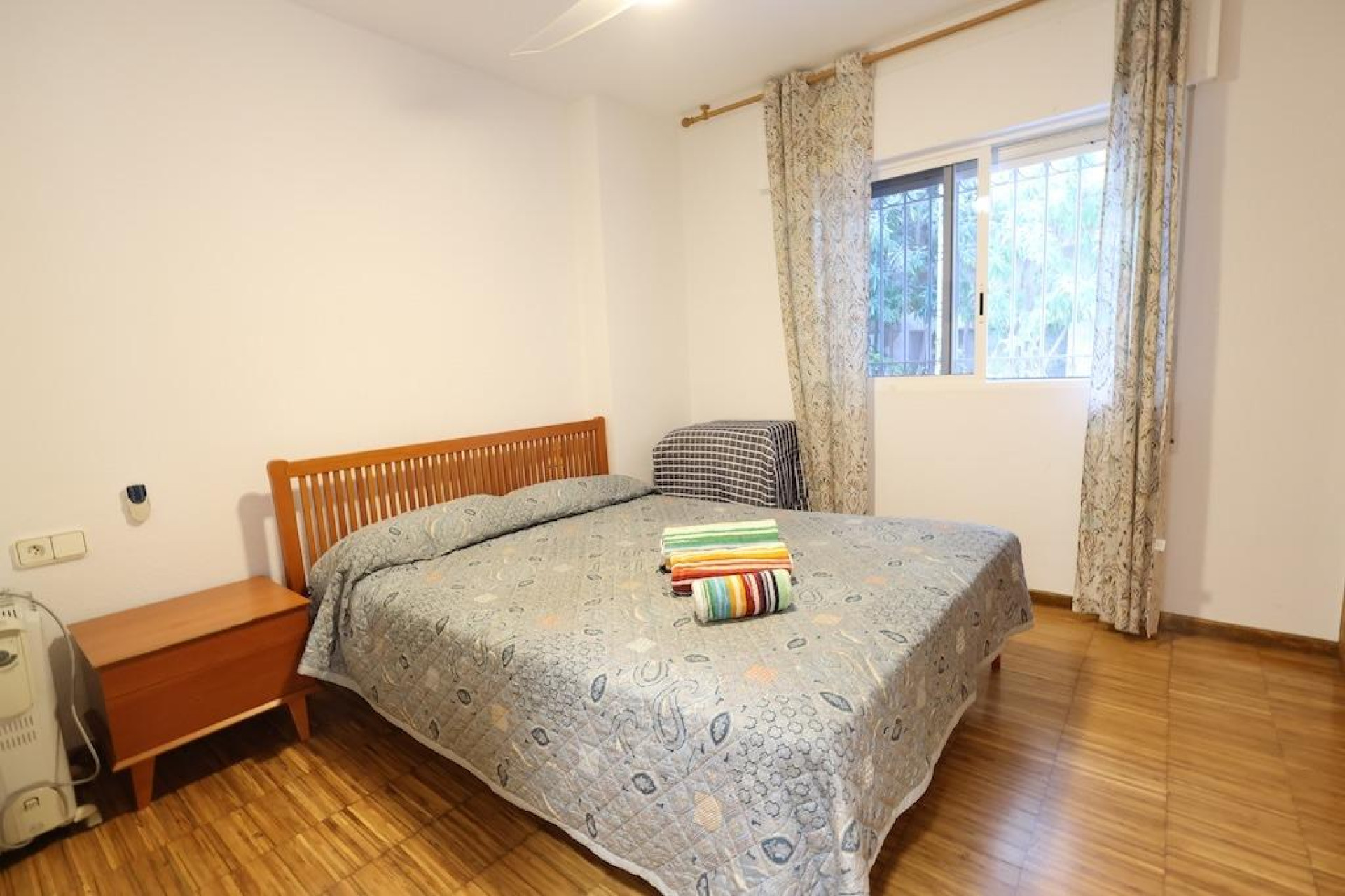 Resale - Apartment  - Orihuela Costa - Campoamor