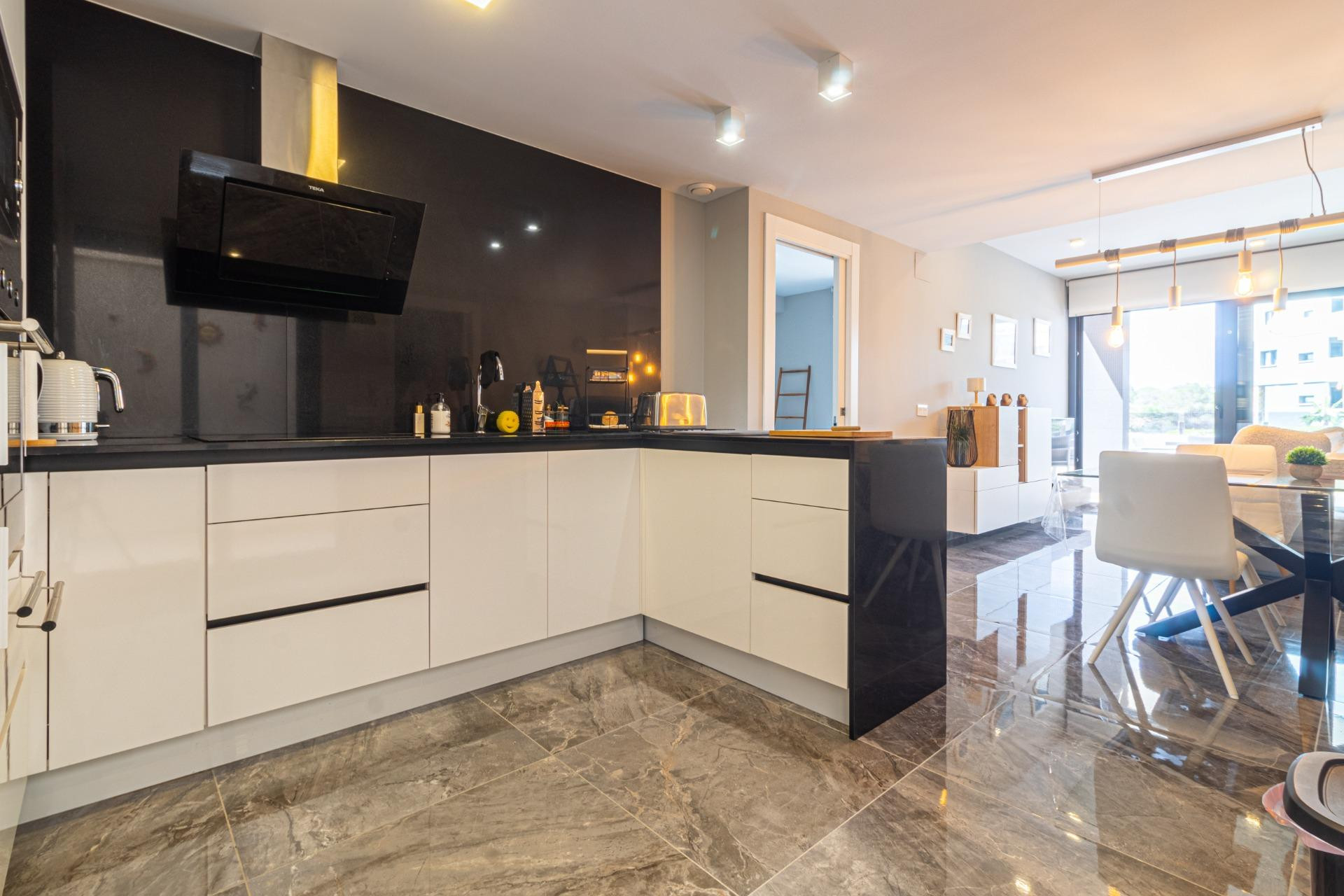 Resale - Apartment  - Orihuela Costa - La Florida