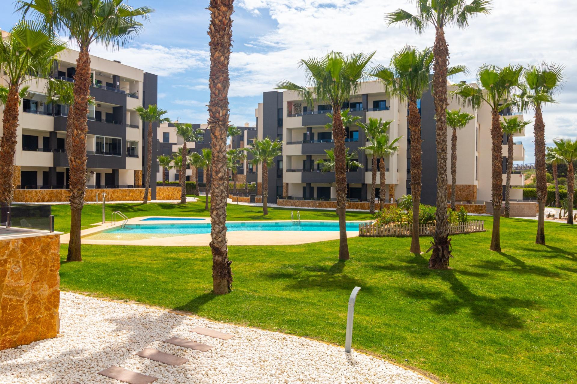 Resale - Apartment  - Orihuela Costa - La Florida