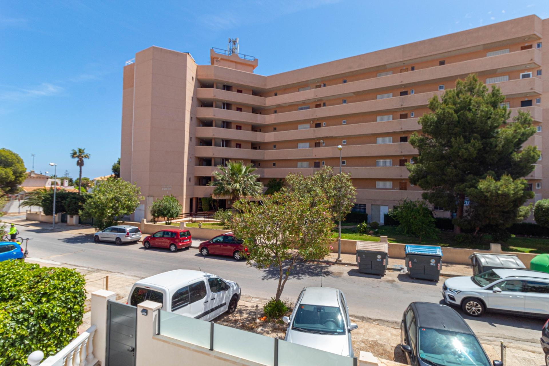 Resale - Apartment  - Orihuela Costa - La Zenia