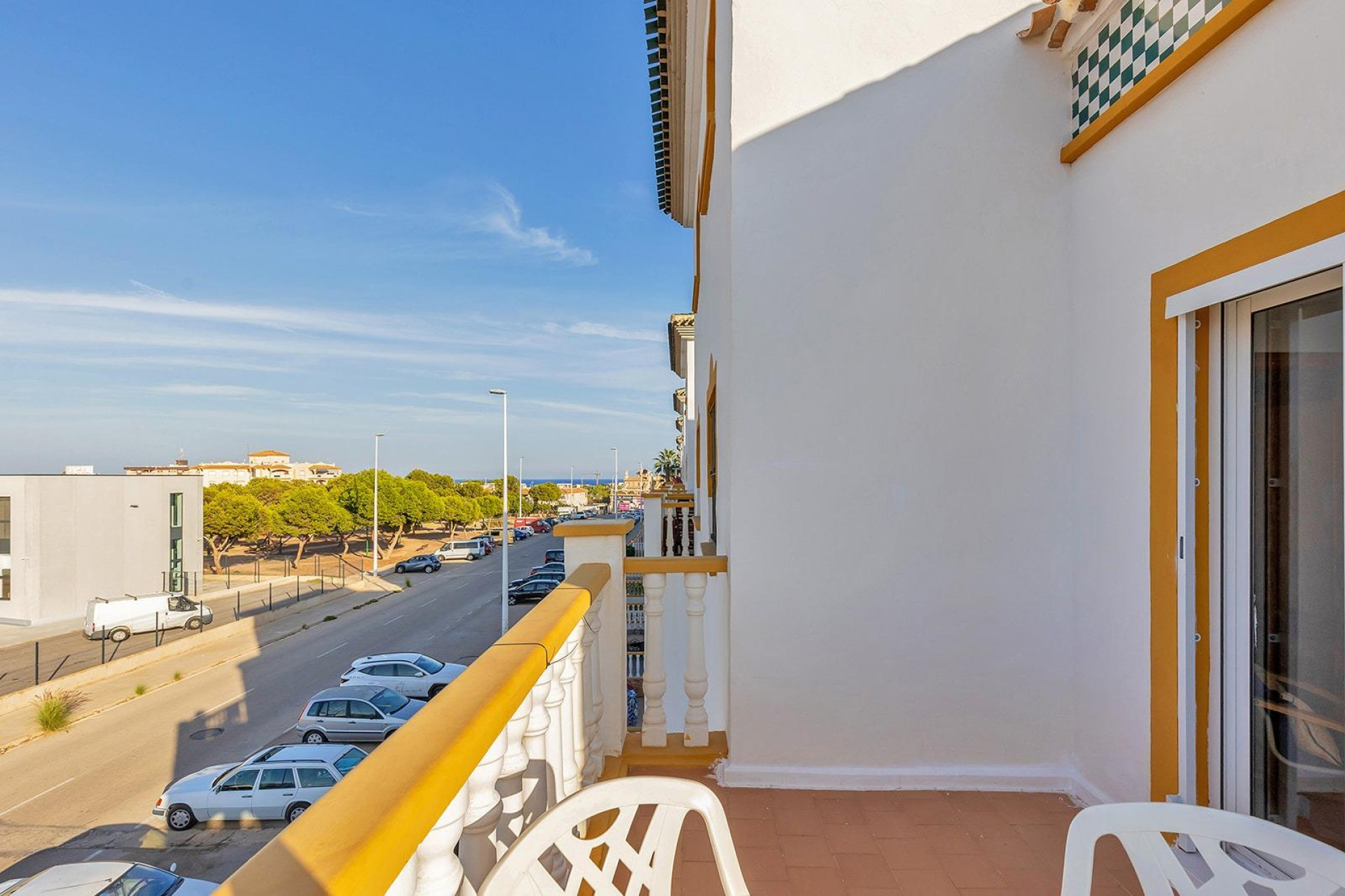 Resale - Apartment  - Orihuela Costa - La Zenia