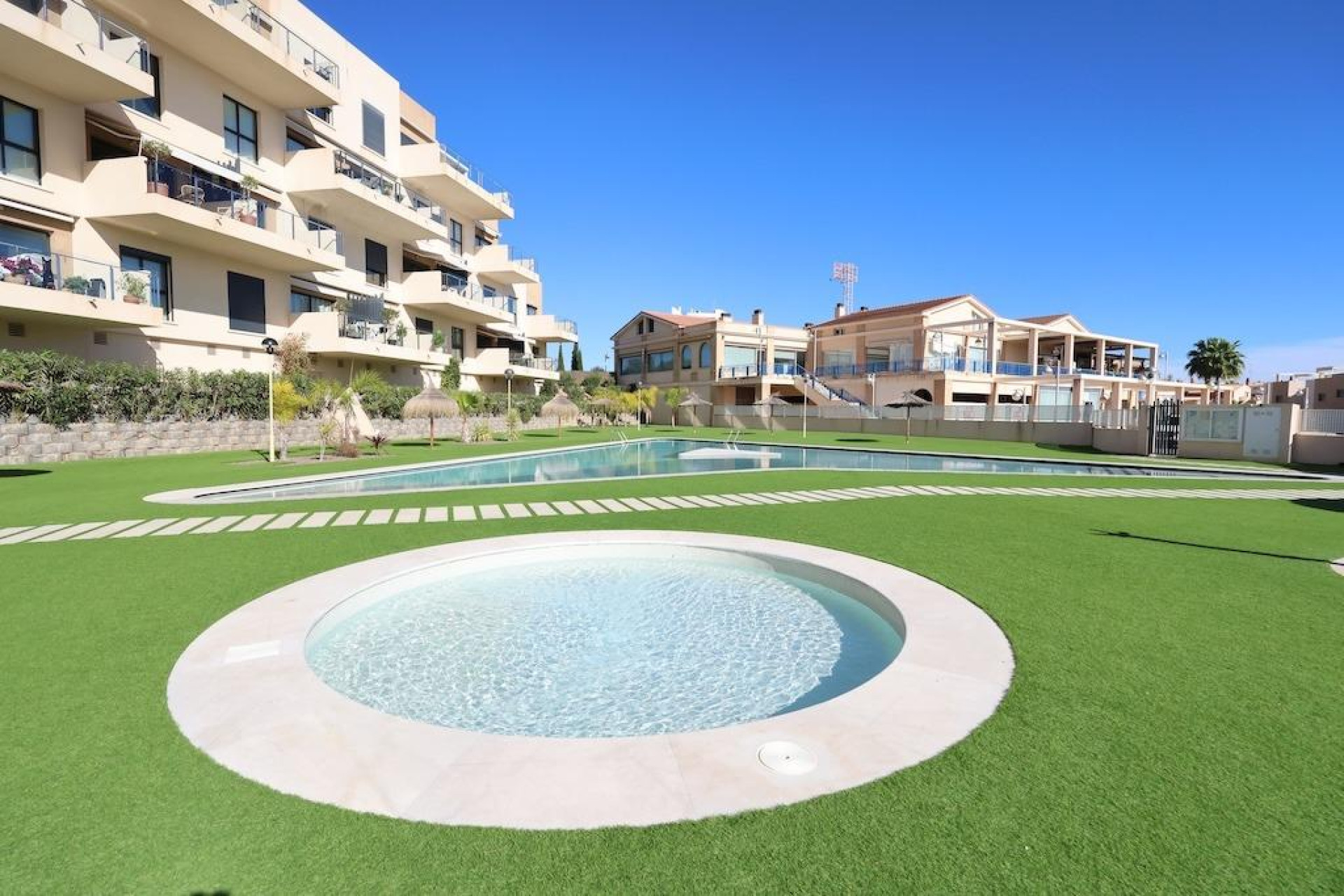 Resale - Apartment  - Orihuela Costa - La Zenia