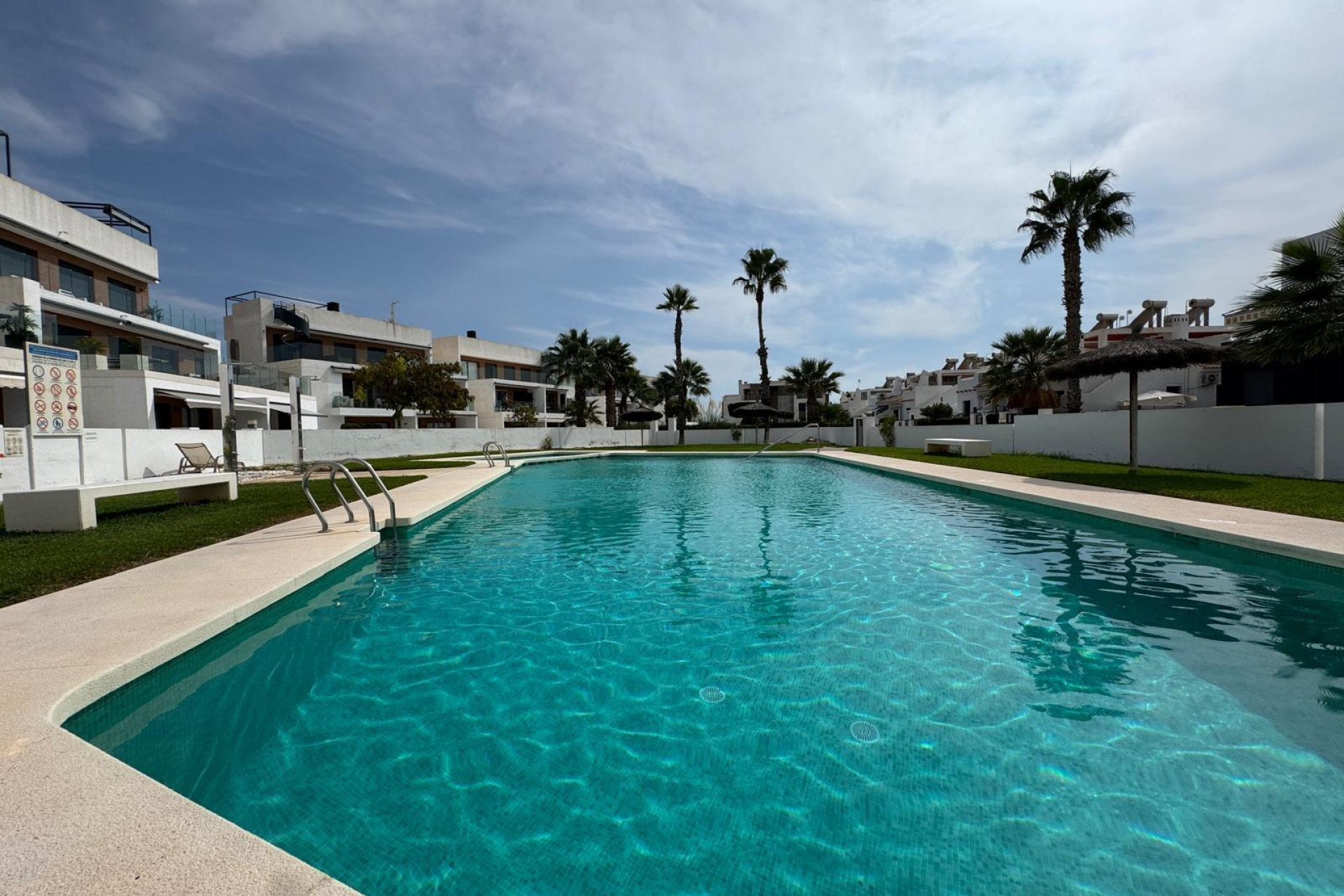 Resale - Apartment  - Orihuela Costa - Las Filipinas