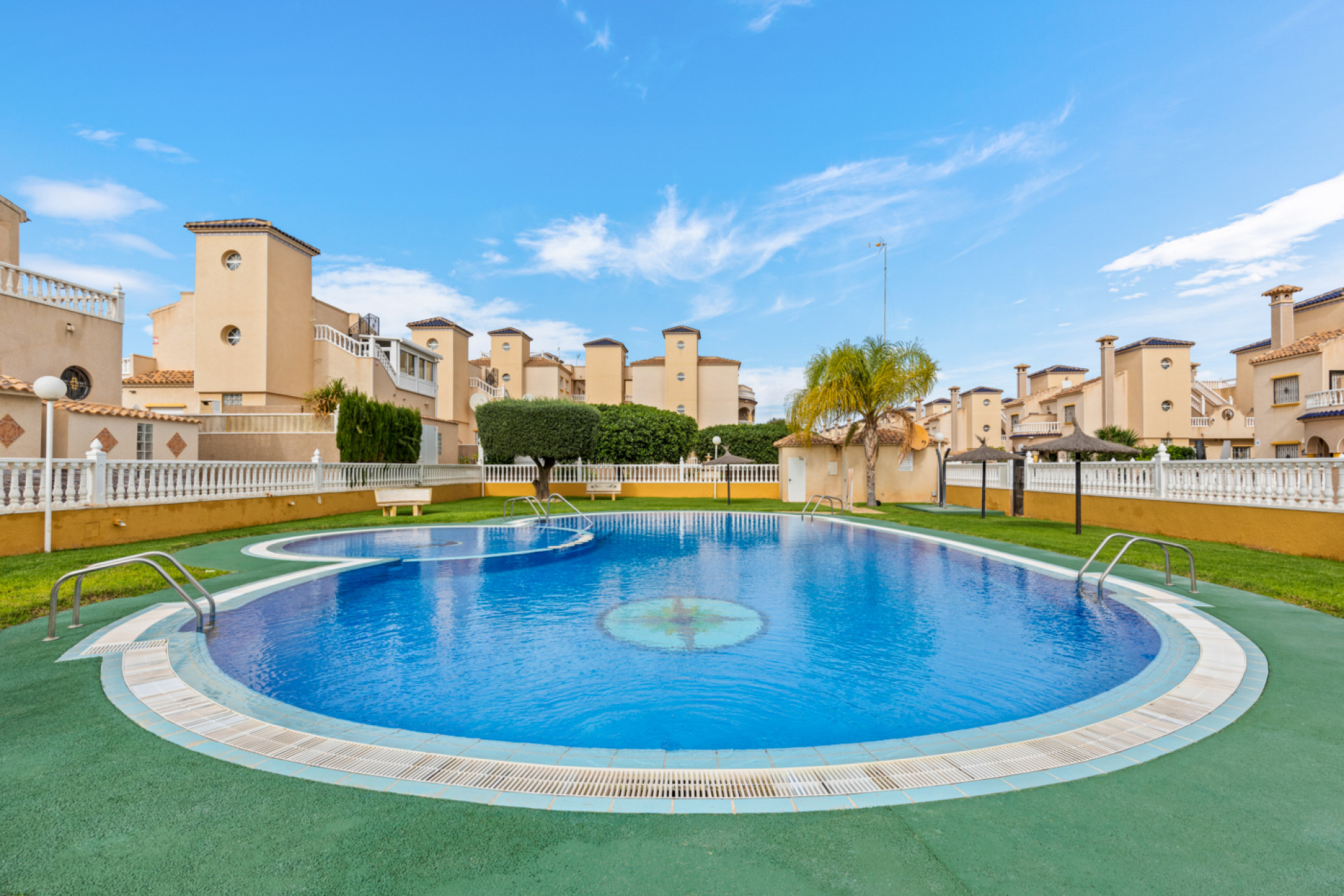 Resale - Apartment  - Orihuela Costa - Lomas de Cabo Roig