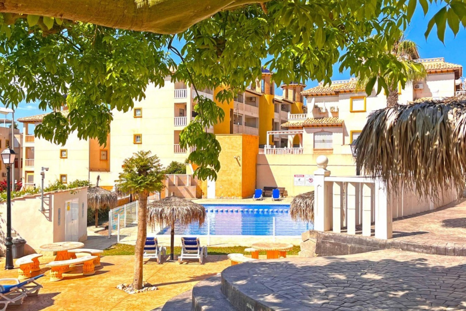 Resale - Apartment  - Orihuela Costa - Lomas de Cabo Roig