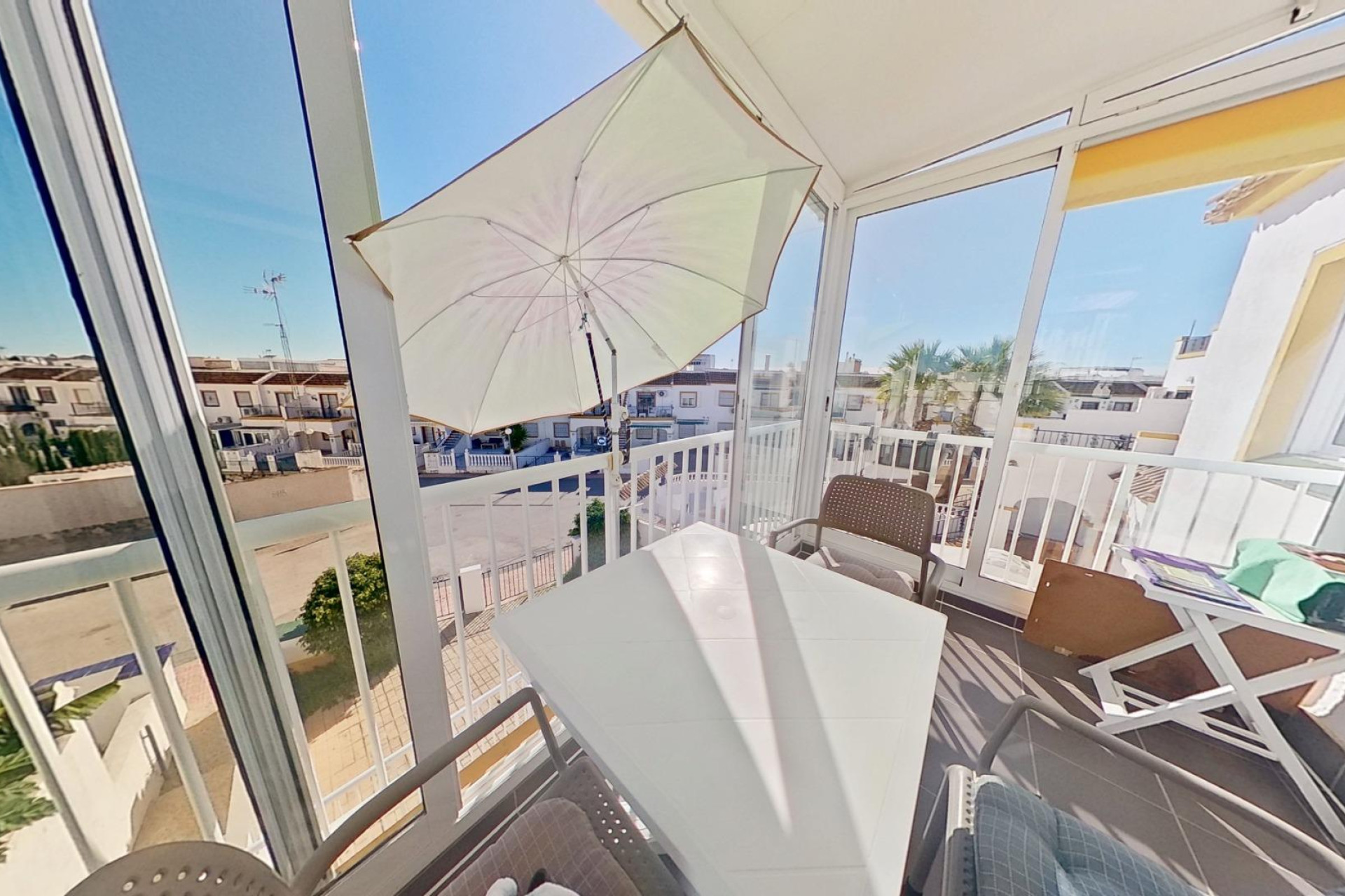 Resale - Apartment  - Orihuela Costa - Los Almendros-La Florida