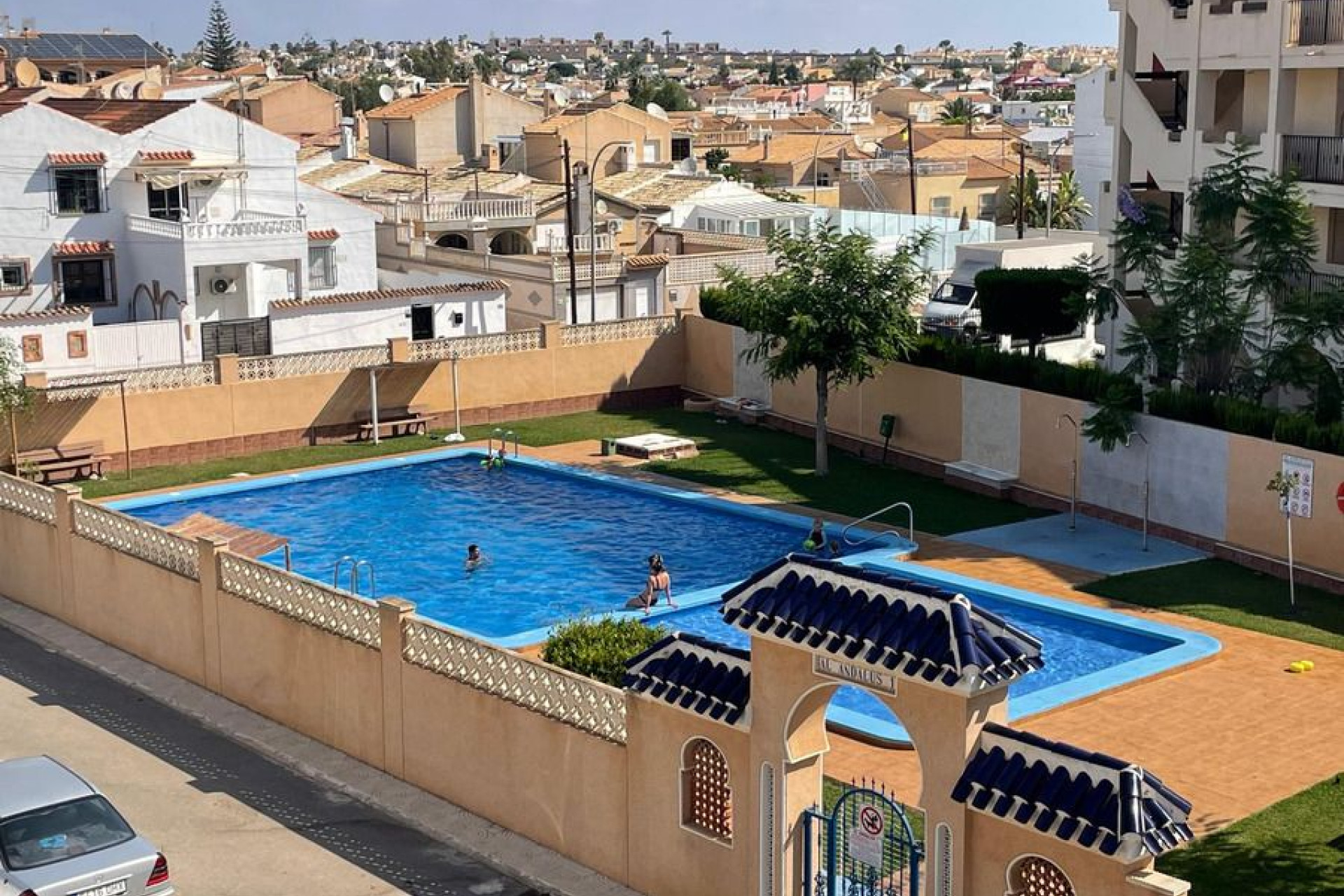 Resale - Apartment  - Orihuela Costa - Los Almendros-La Florida