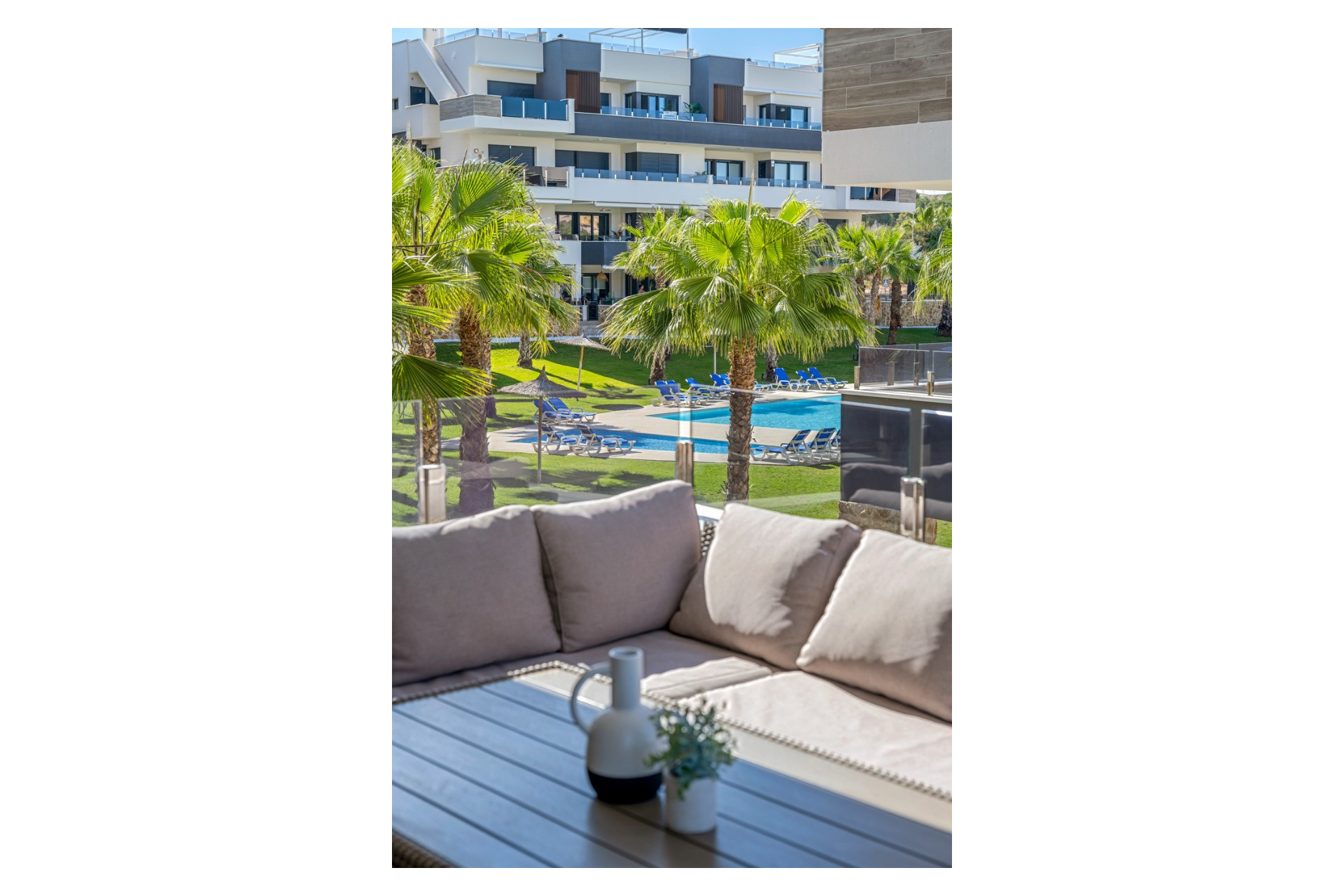 Resale - Apartment  - Orihuela Costa - Los Altos