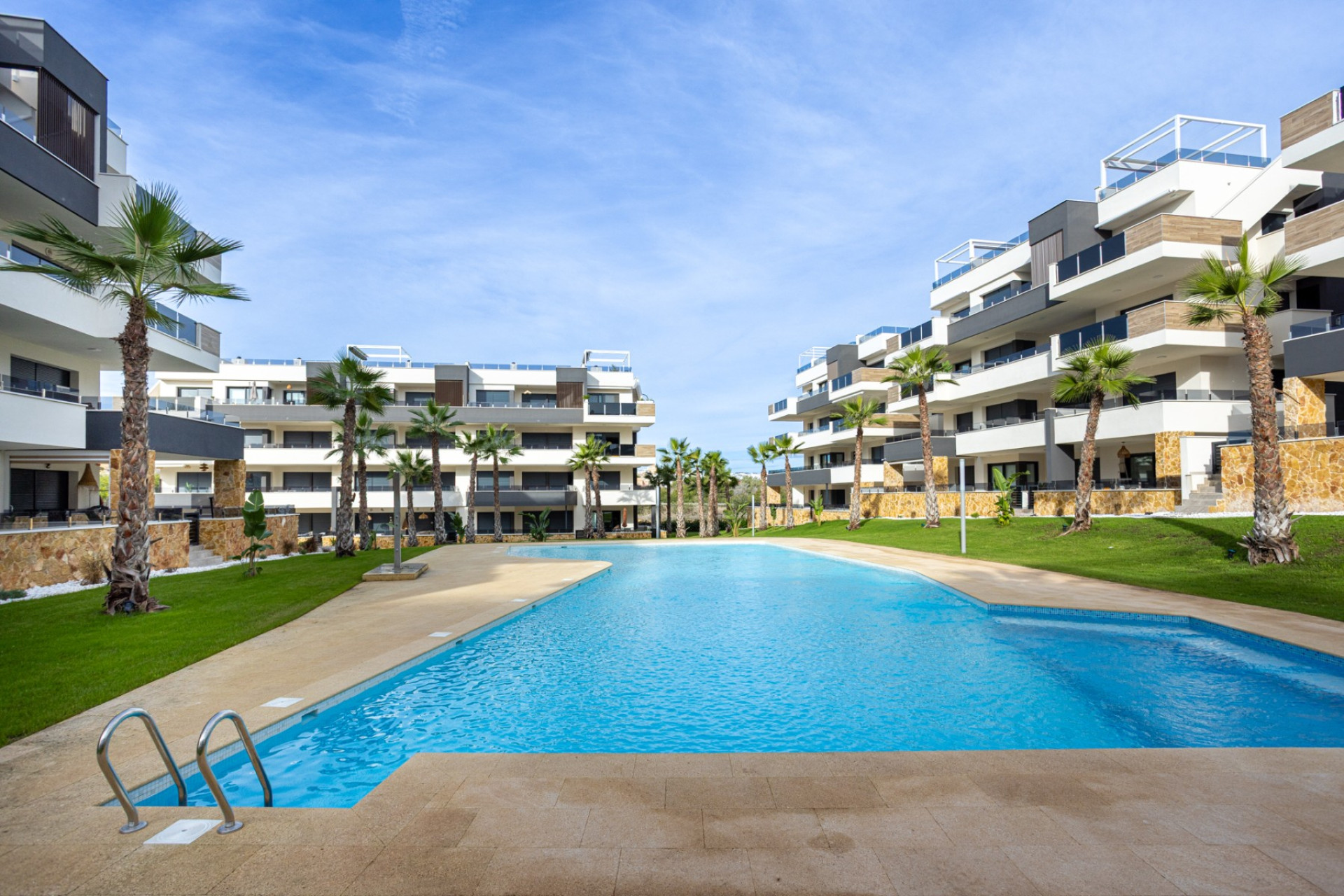 Resale - Apartment  - Orihuela Costa - Los Altos