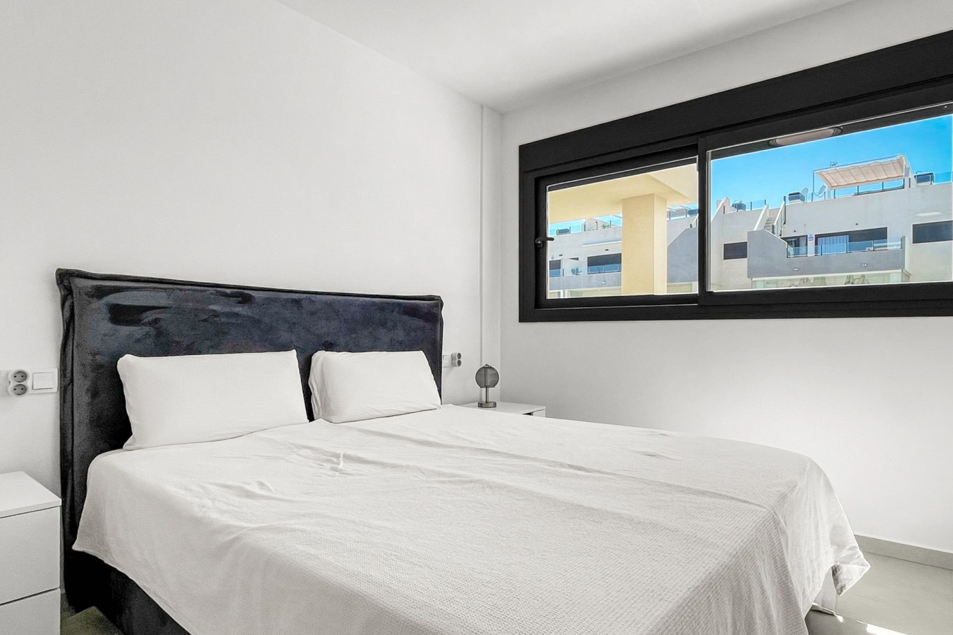 Resale - Apartment  - Orihuela Costa - Los Dolses