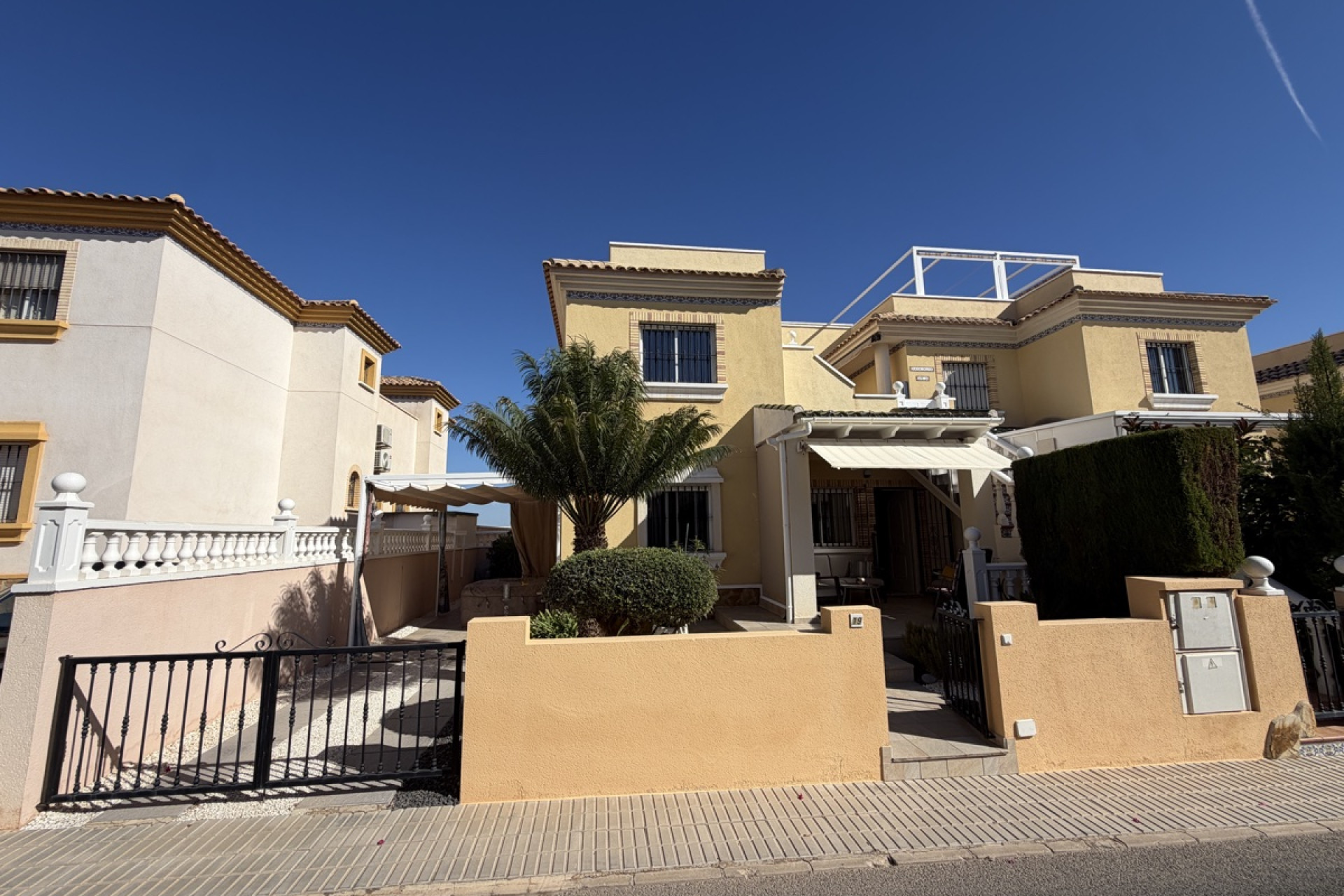 Resale - Apartment  - Orihuela Costa - Los Dolses