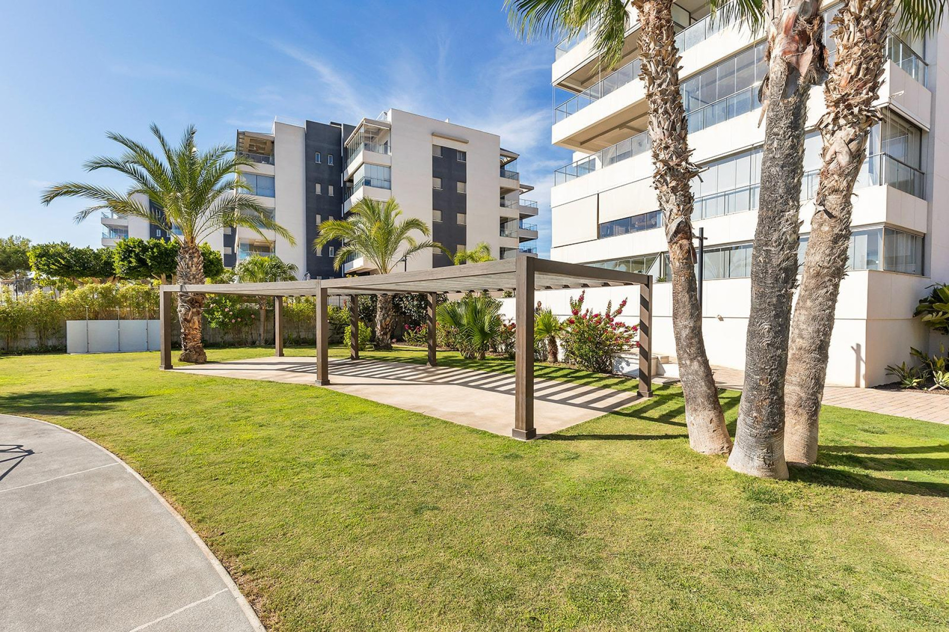 Resale - Apartment  - Orihuela Costa - Los Dolses