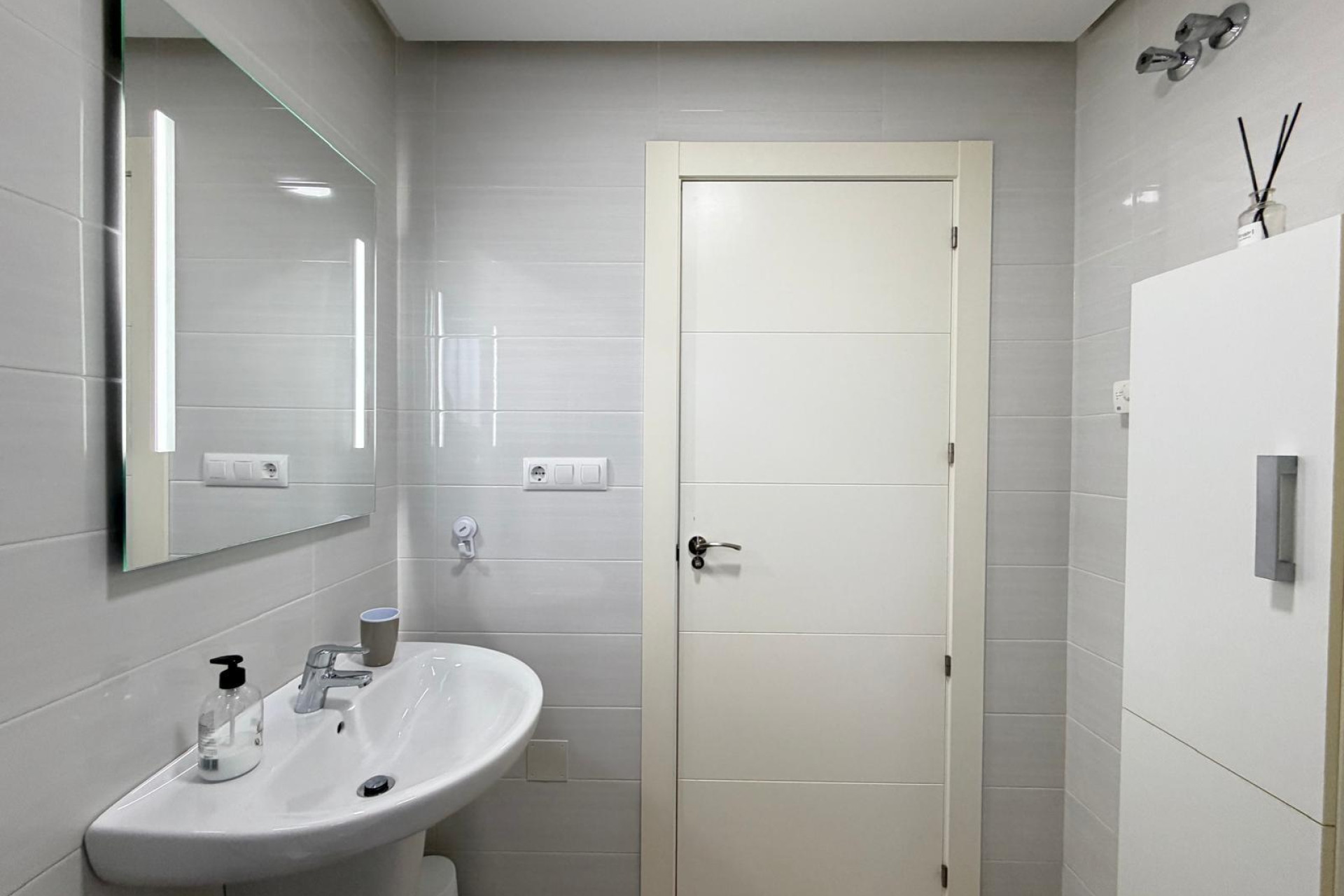 Resale - Apartment  - Orihuela Costa - Los Dolses