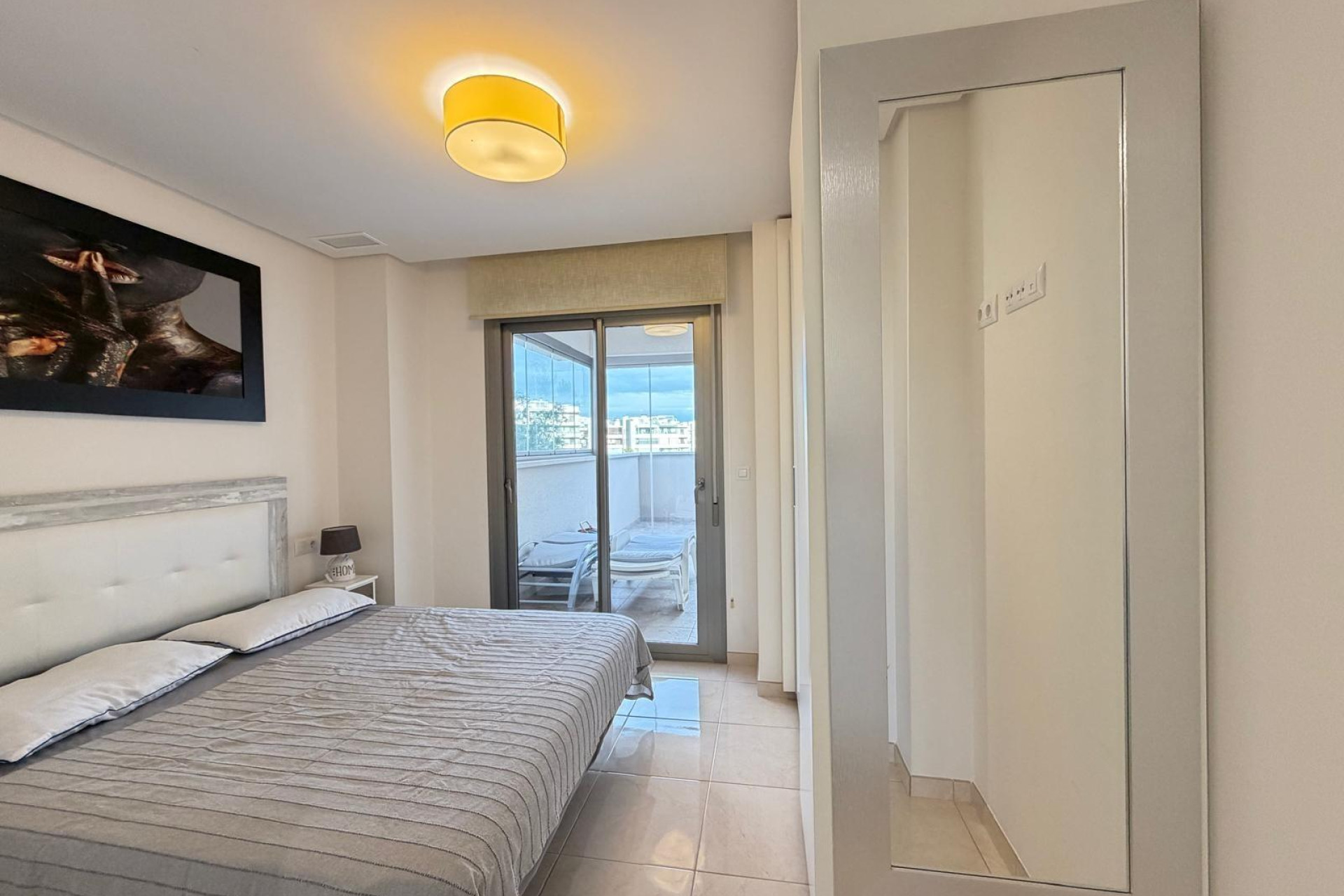 Resale - Apartment  - Orihuela Costa - Los Dolses