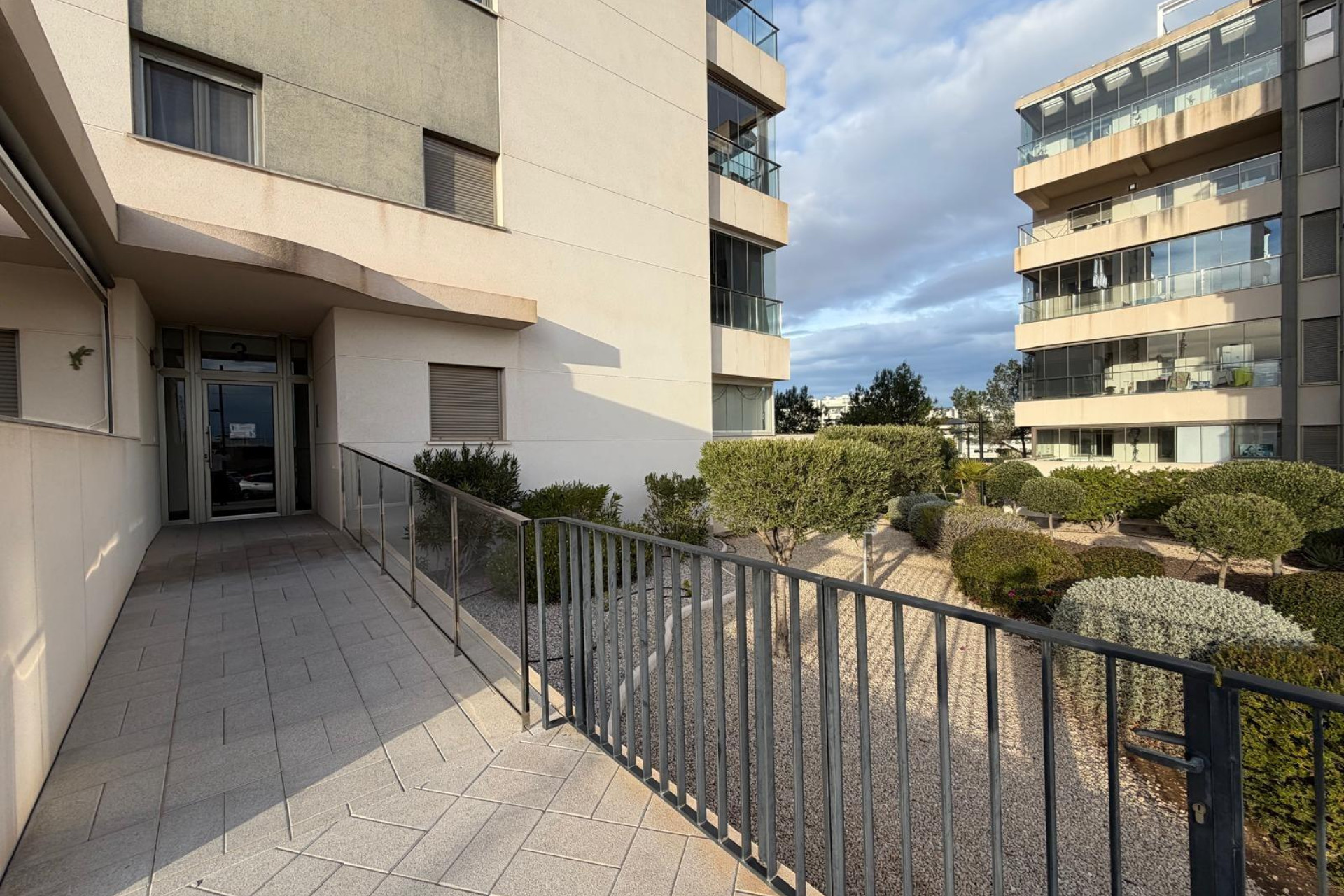 Resale - Apartment  - Orihuela Costa - Los Dolses