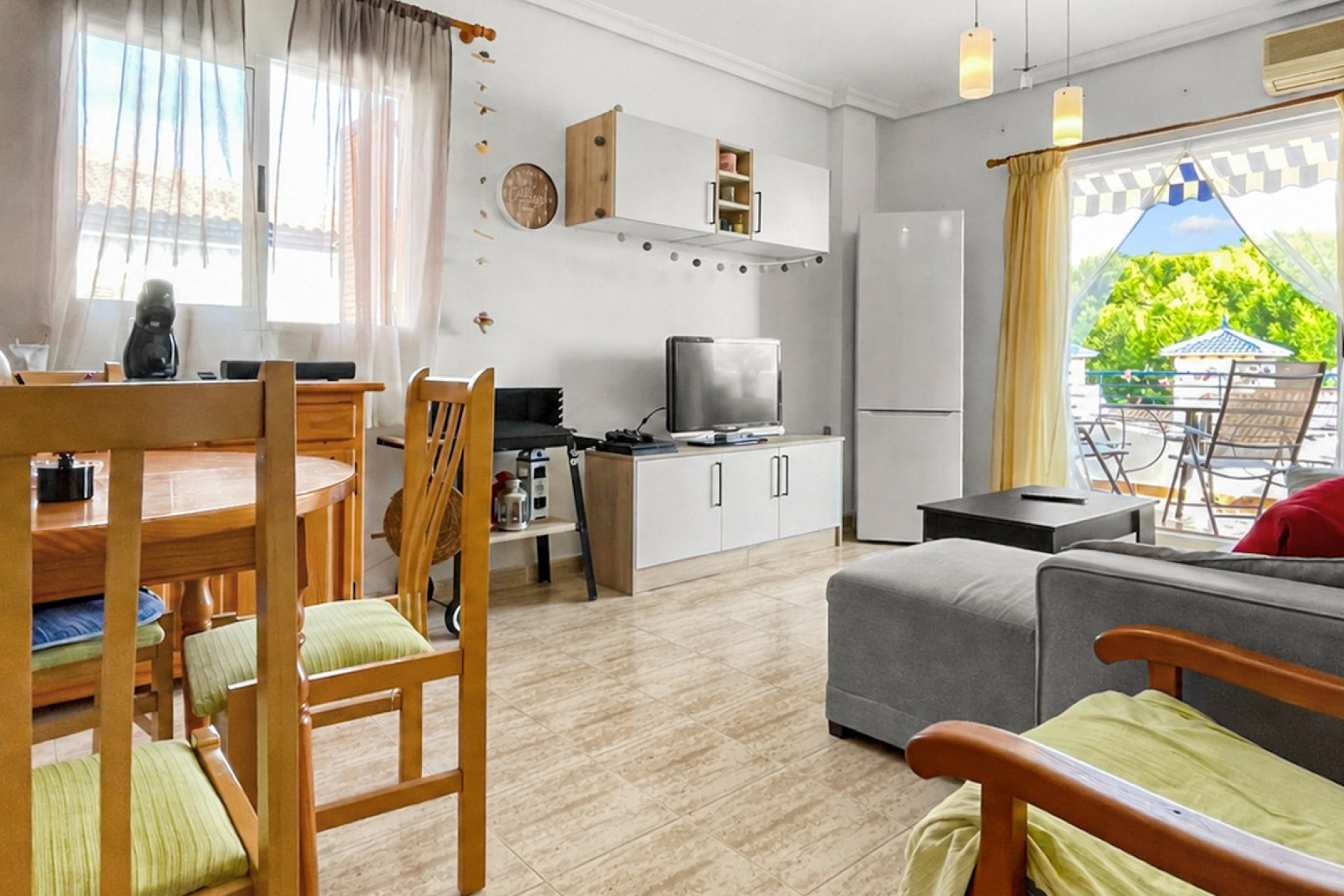Resale - Apartment  - Orihuela Costa - Mil Palmeras