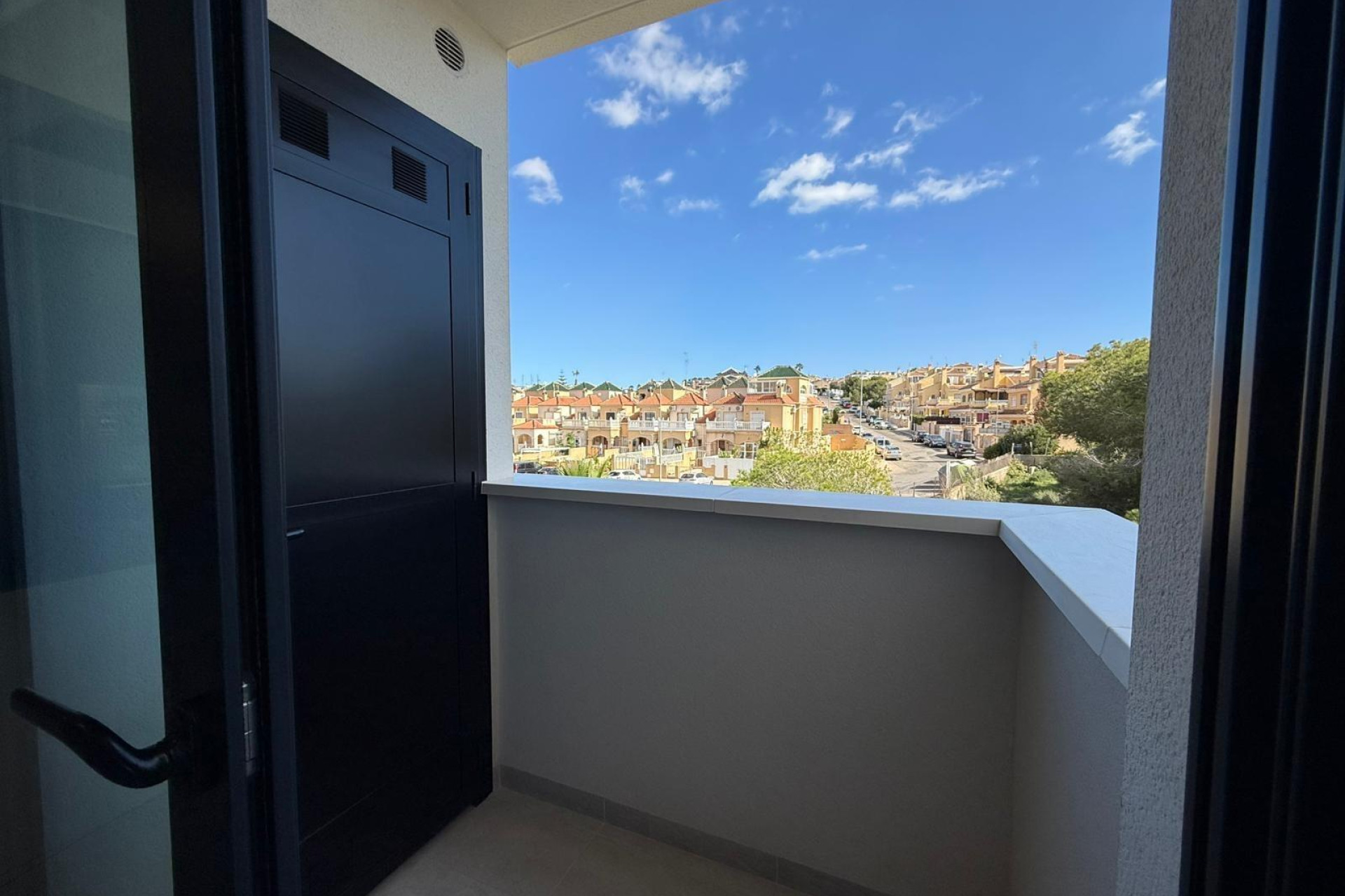 Resale - Apartment  - Orihuela Costa - PAU 8