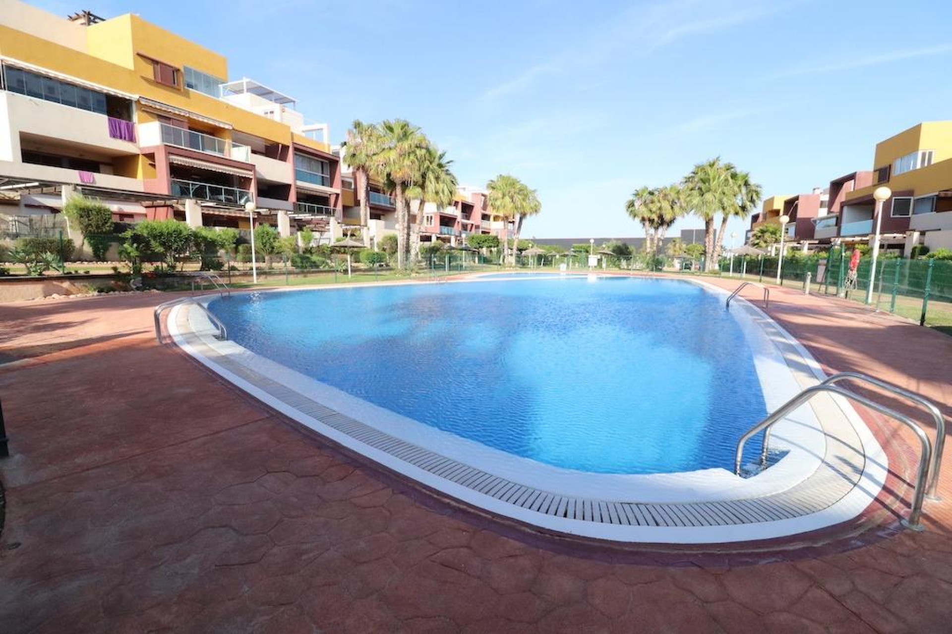 Resale - Apartment  - Orihuela Costa - Playa Flamenca Norte