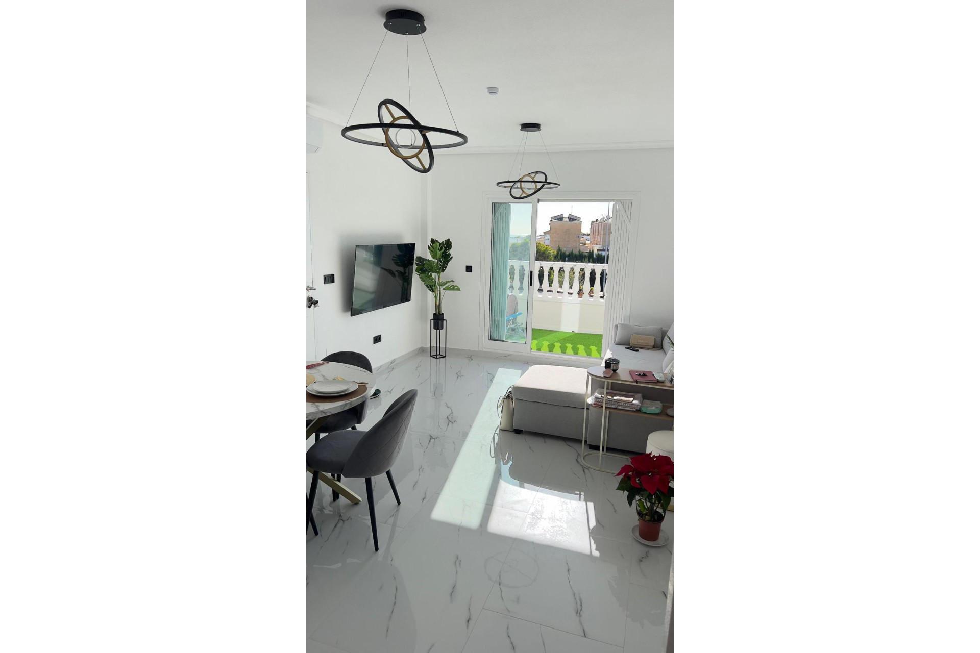 Resale - Apartment  - Orihuela Costa - Playa Flamenca Norte