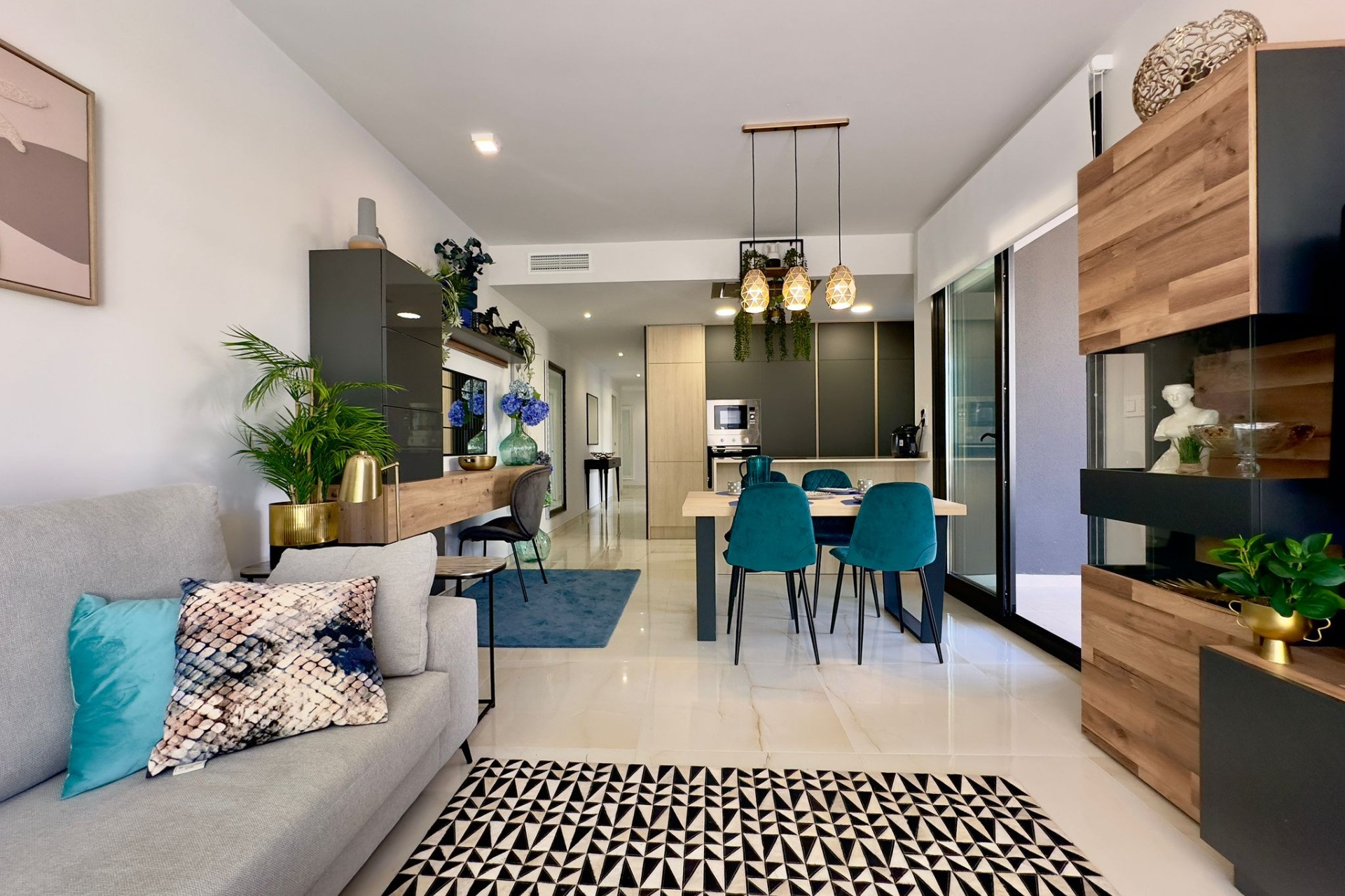 Resale - Apartment  - Orihuela Costa - Playa Flamenca