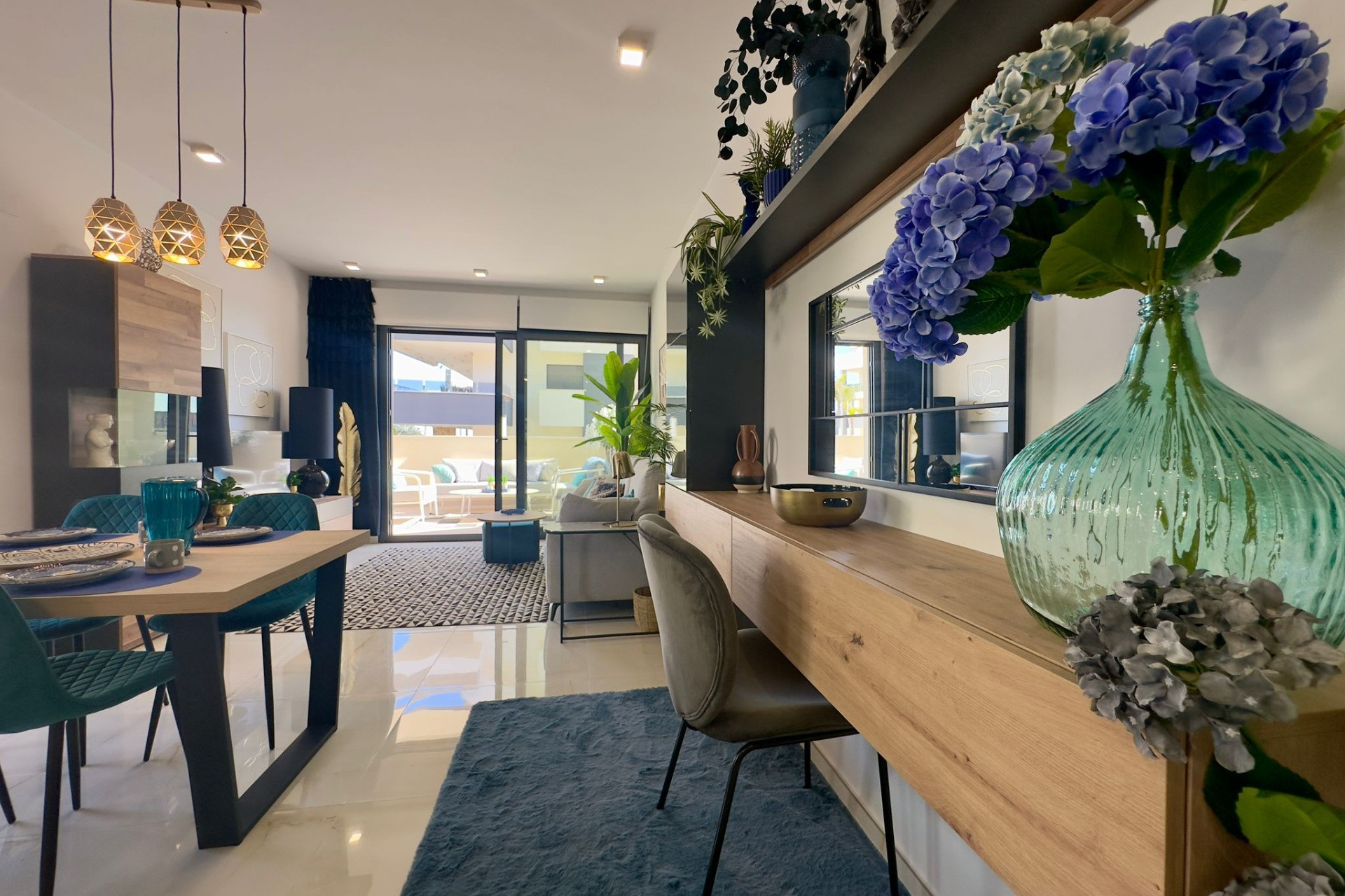 Resale - Apartment  - Orihuela Costa - Playa Flamenca