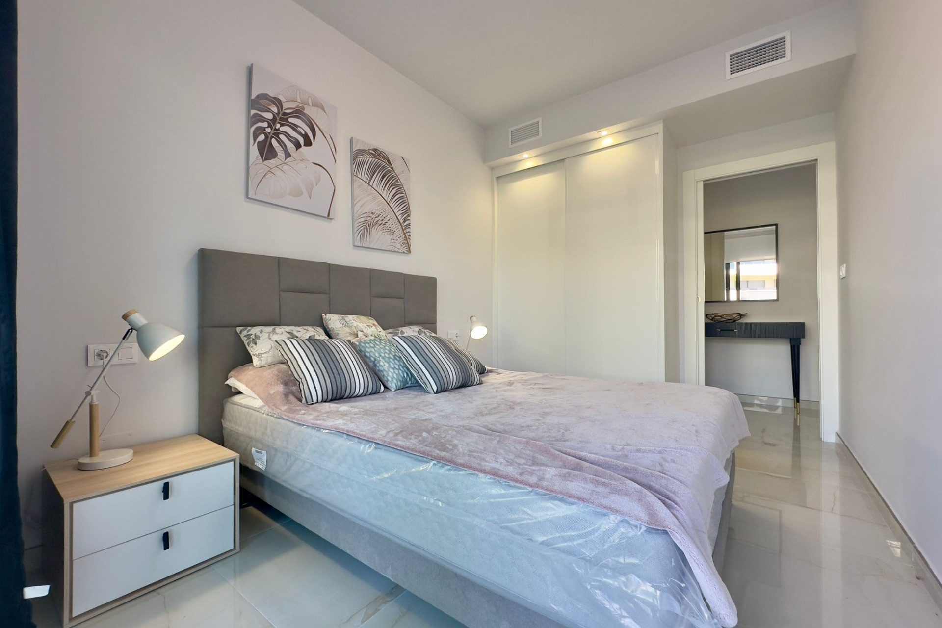 Resale - Apartment  - Orihuela Costa - Playa Flamenca