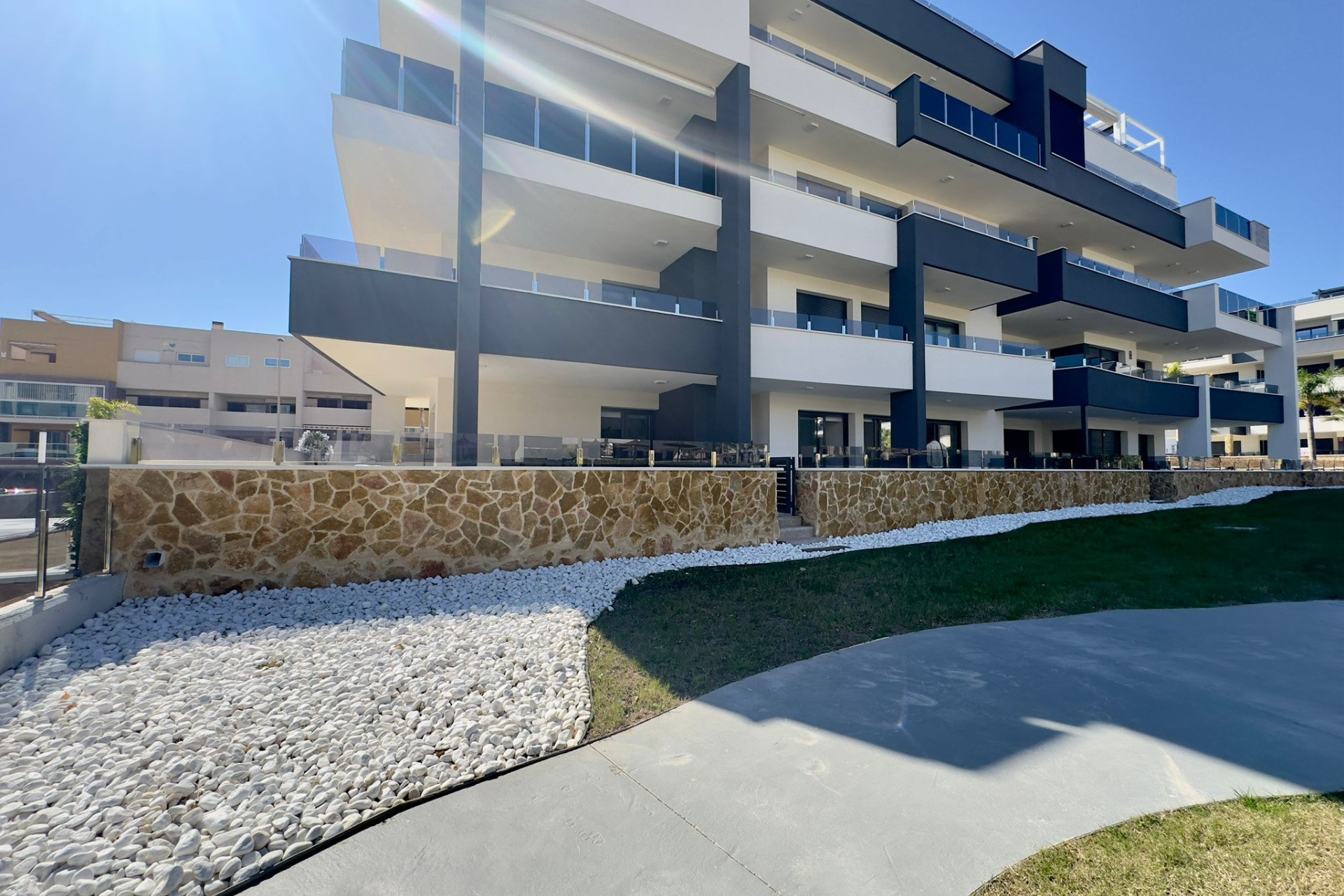 Resale - Apartment  - Orihuela Costa - Playa Flamenca