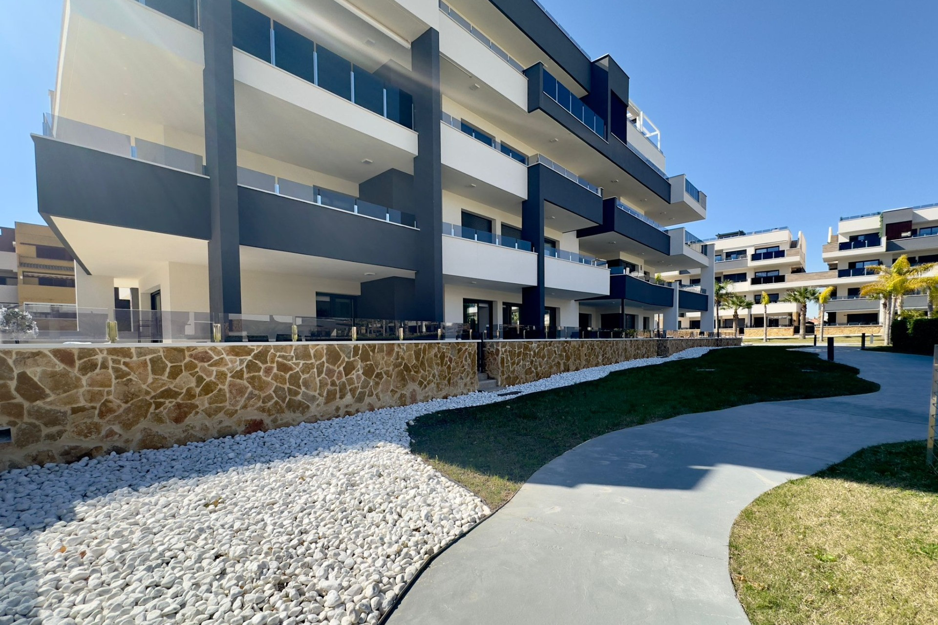 Resale - Apartment  - Orihuela Costa - Playa Flamenca