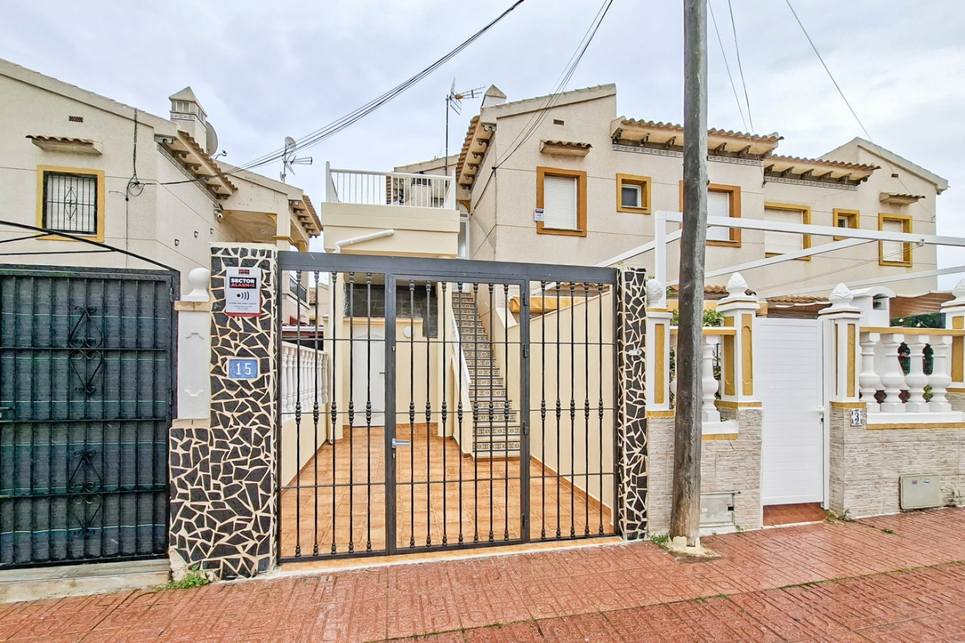 Resale - Apartment  - Orihuela Costa - Playa Flamenca