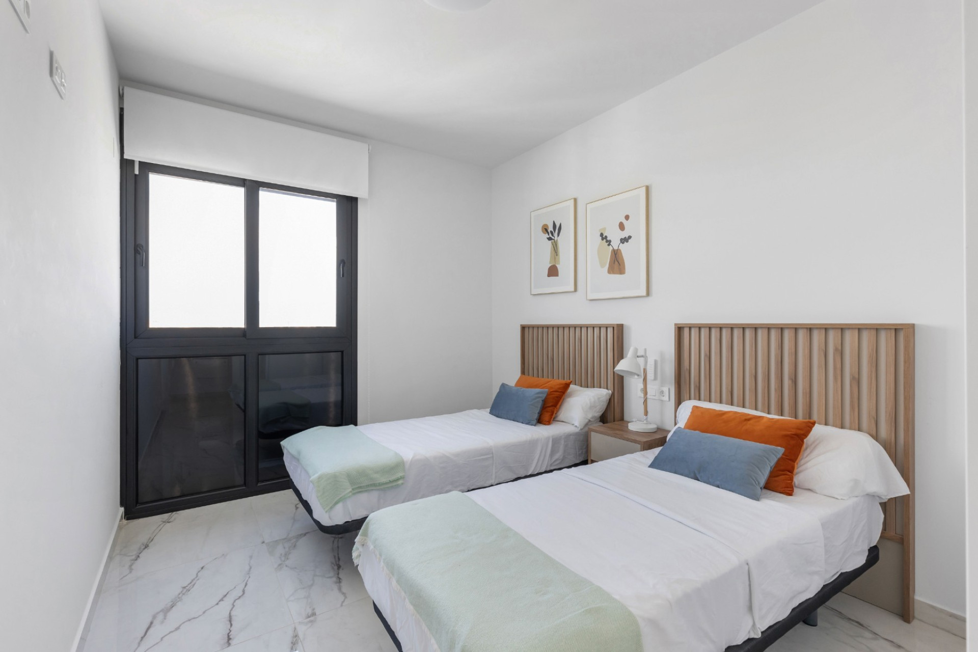 Resale - Apartment  - Orihuela Costa - Playa Flamenca