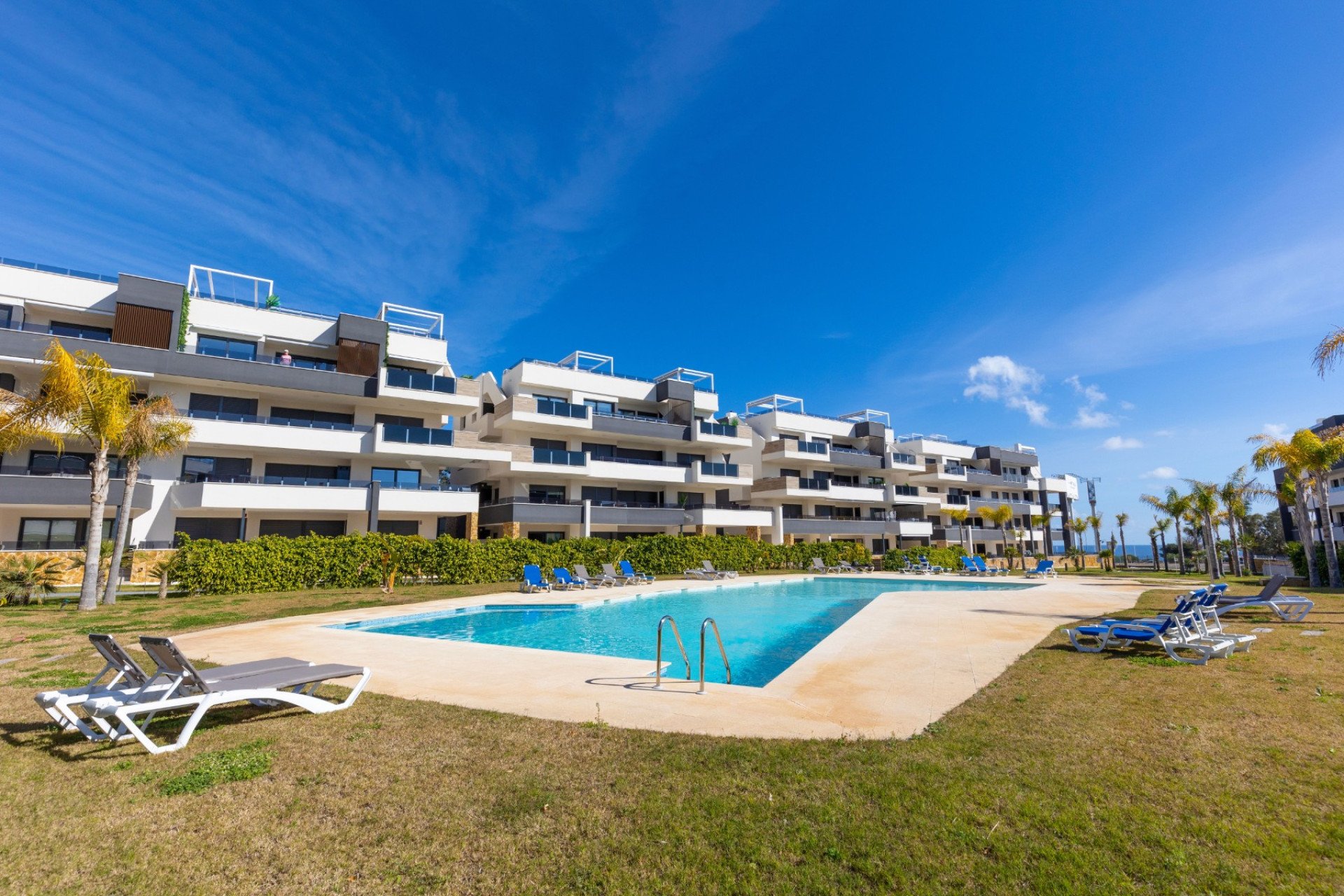 Resale - Apartment  - Orihuela Costa - Playa Flamenca