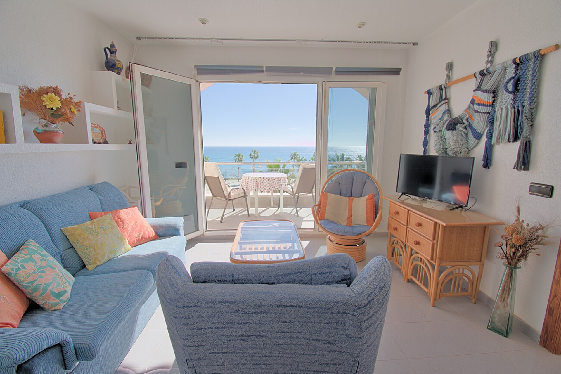 Resale - Apartment  - Orihuela Costa - Playa Flamenca