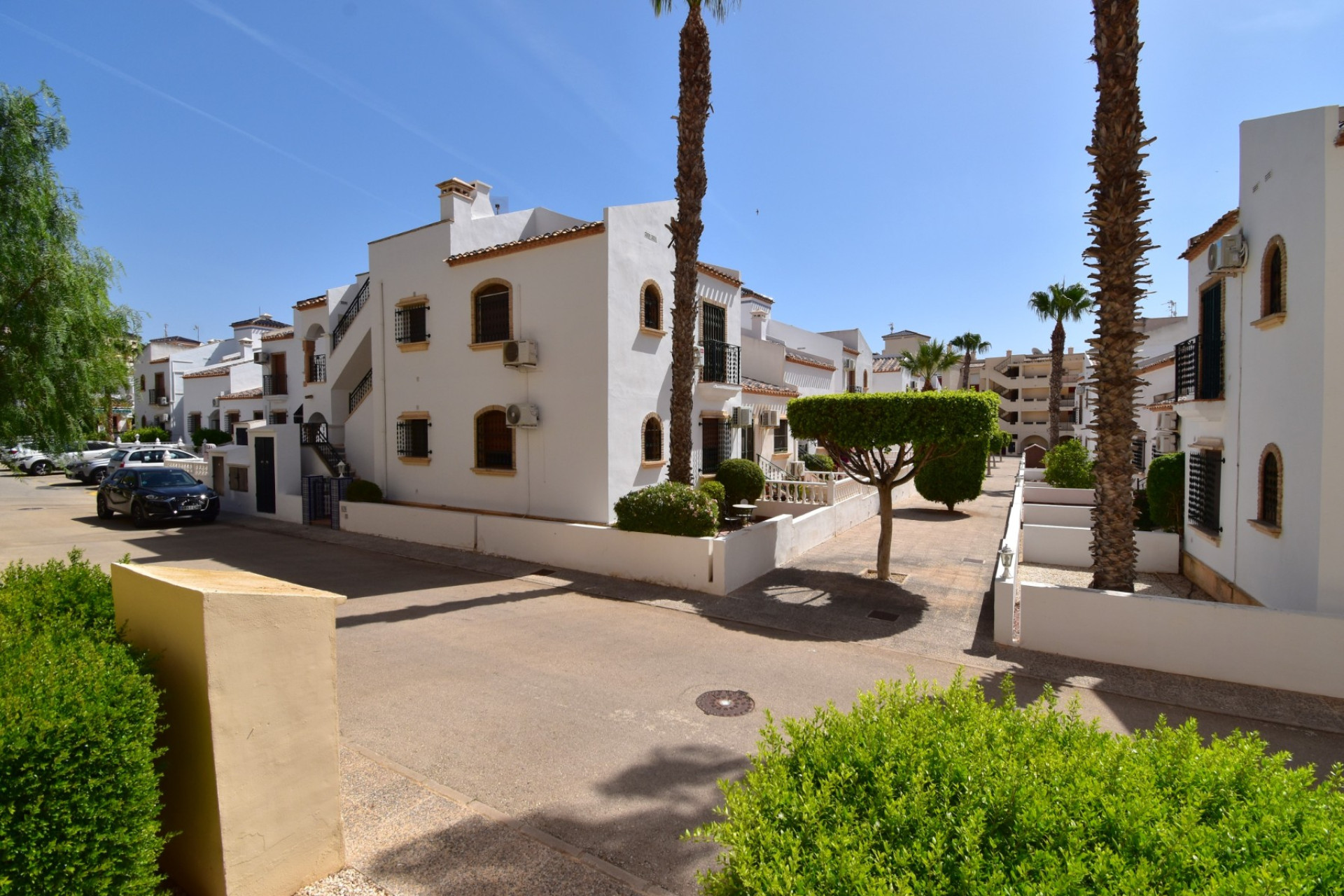 Resale - Apartment  - Orihuela Costa - Playa Flamenca