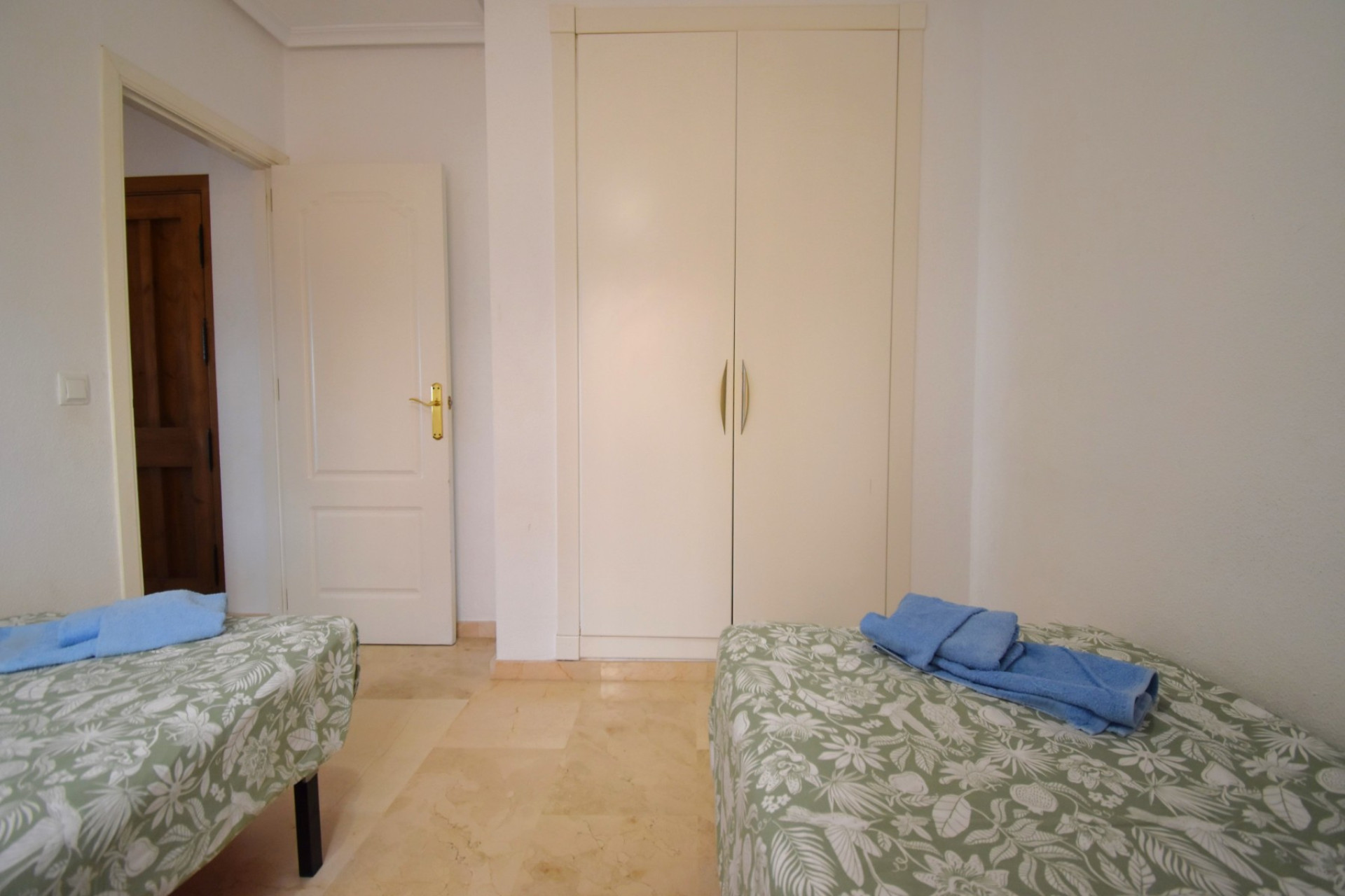 Resale - Apartment  - Orihuela Costa - Playa Flamenca
