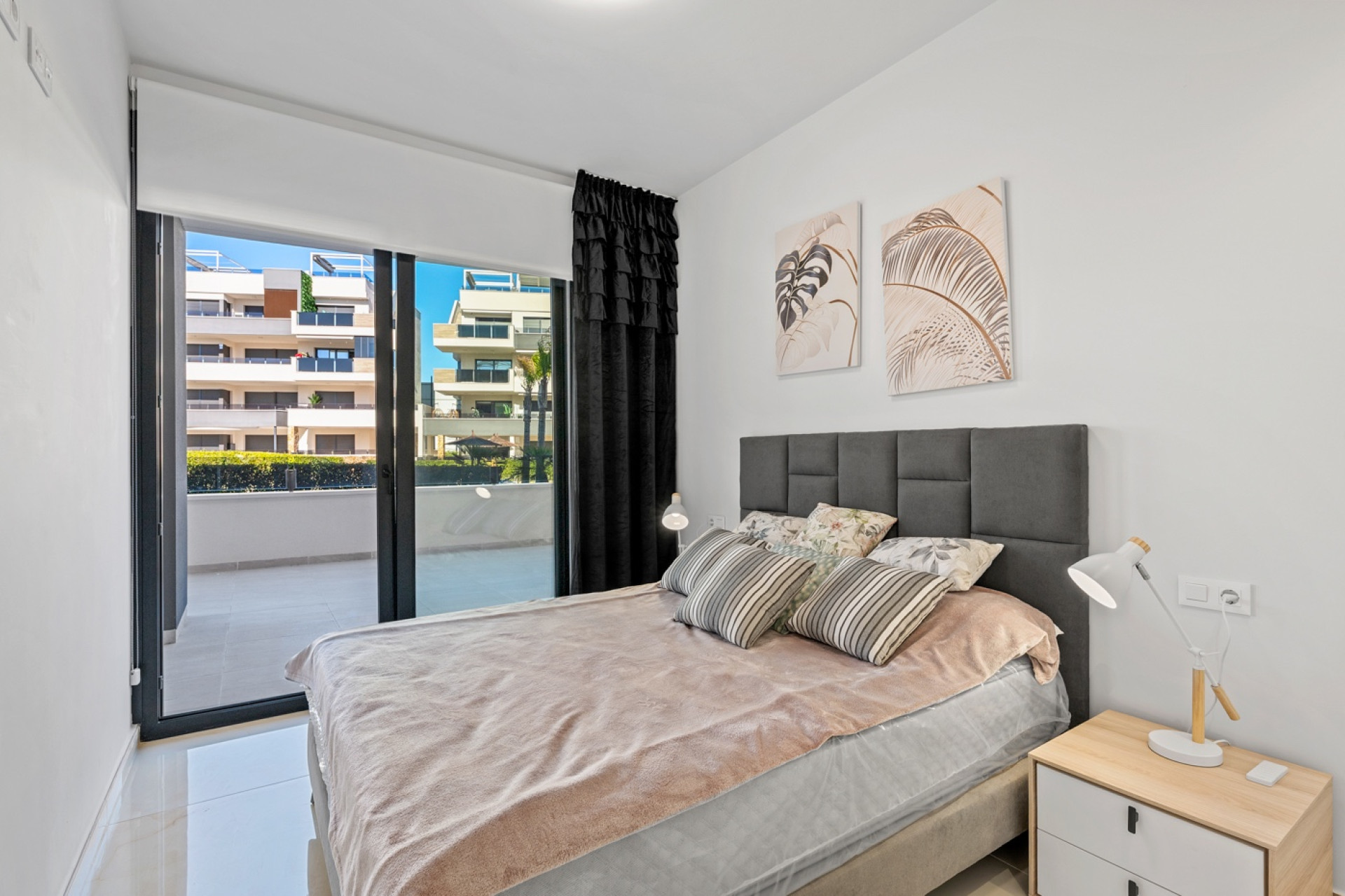 Resale - Apartment  - Orihuela Costa - Playa Flamenca