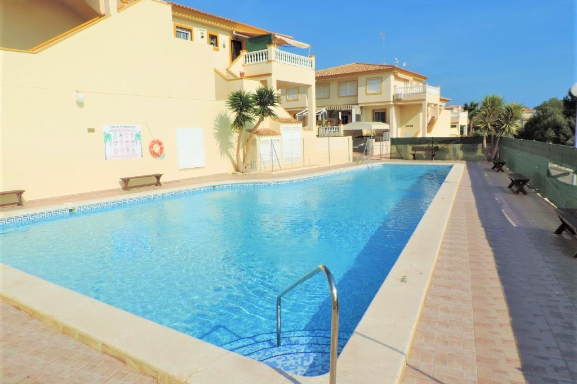 Resale - Apartment  - Orihuela Costa - Playa Flamenca