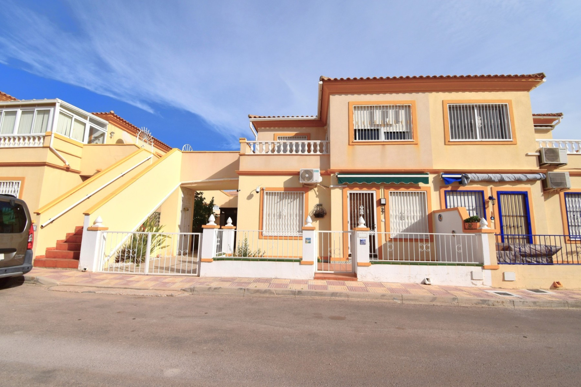 Resale - Apartment  - Orihuela Costa - Playa Flamenca