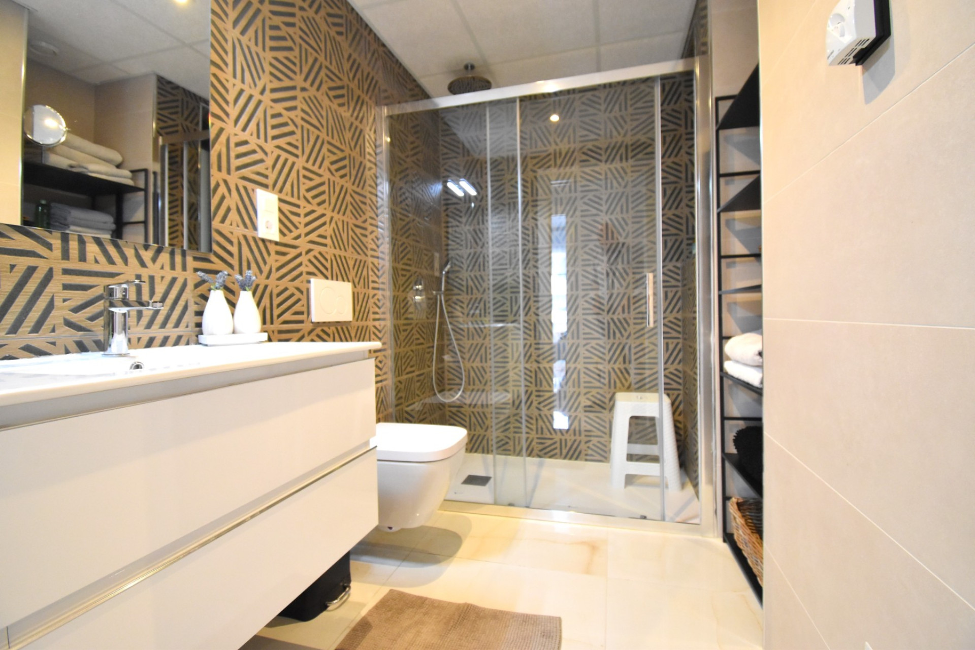 Resale - Apartment  - Orihuela Costa - Playa Flamenca